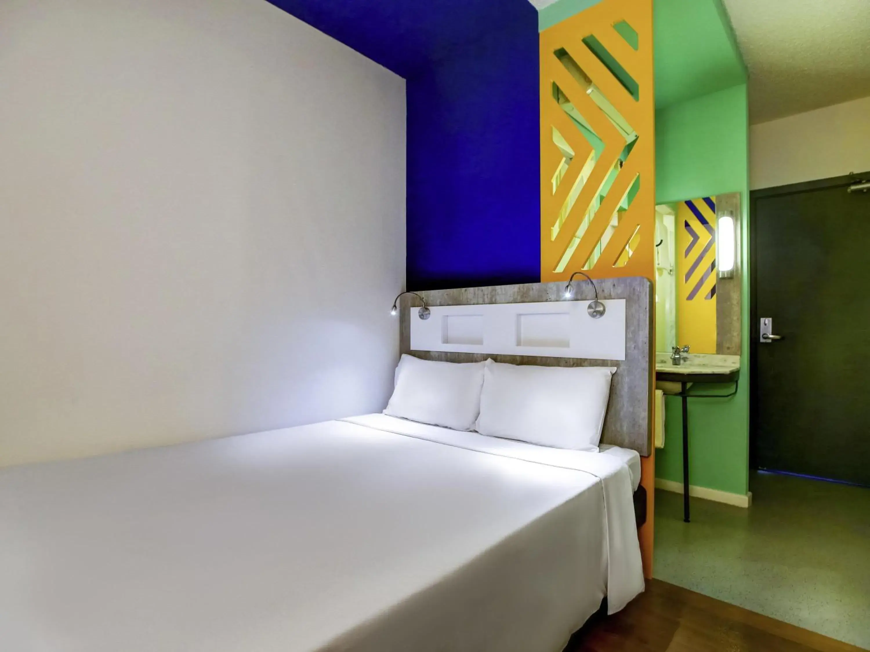 Standard Double Room - single occupancy in ibis budget Tambore Standard Double Room - single occupancy in ibis budget Tambore