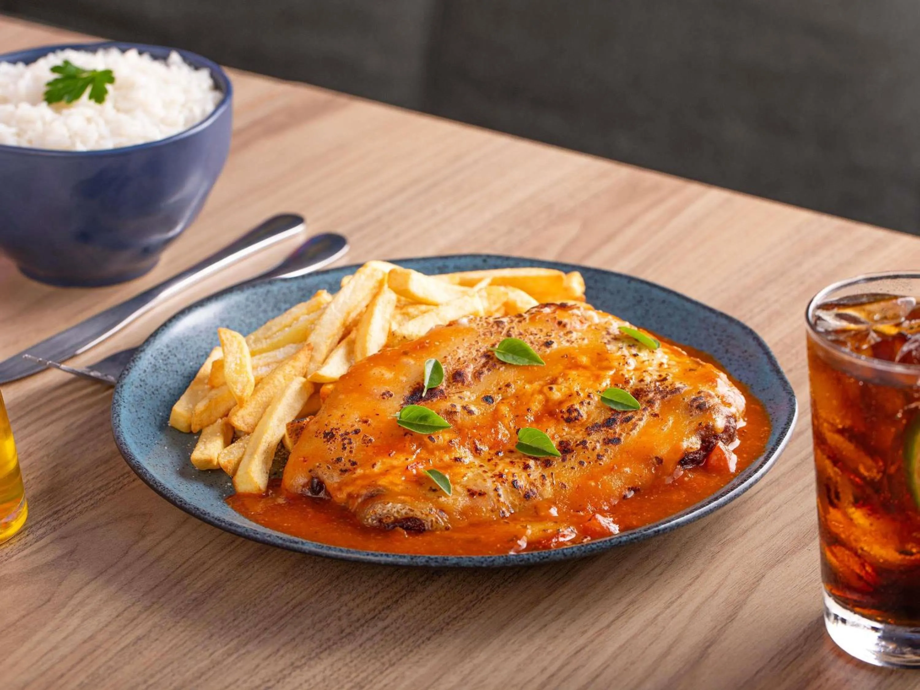 Lounge or bar in ibis budget Jundiai Shopping