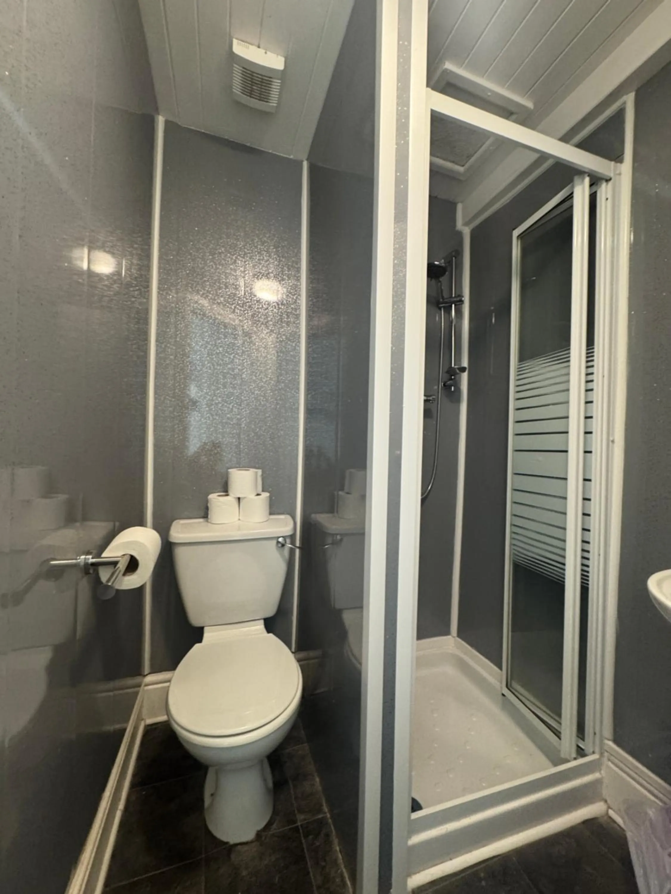 Bathroom in Calypso hotel Blackpool