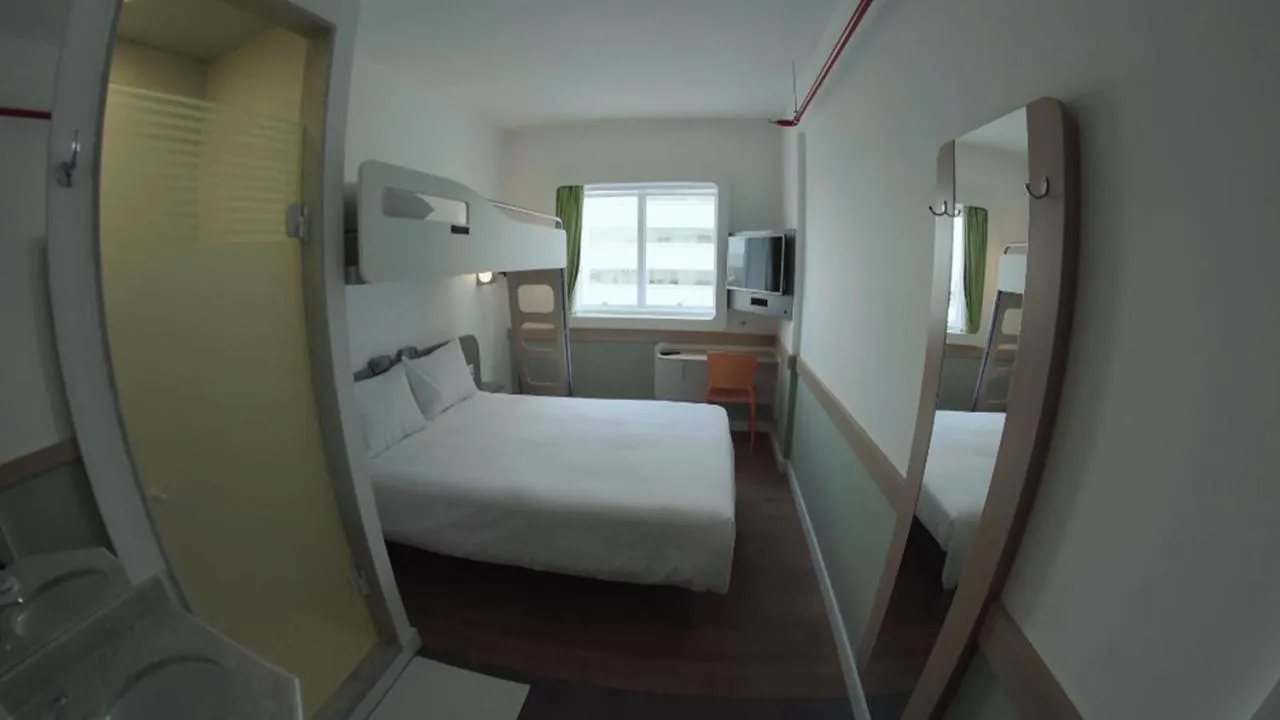 Bed in ibis budget Osasco