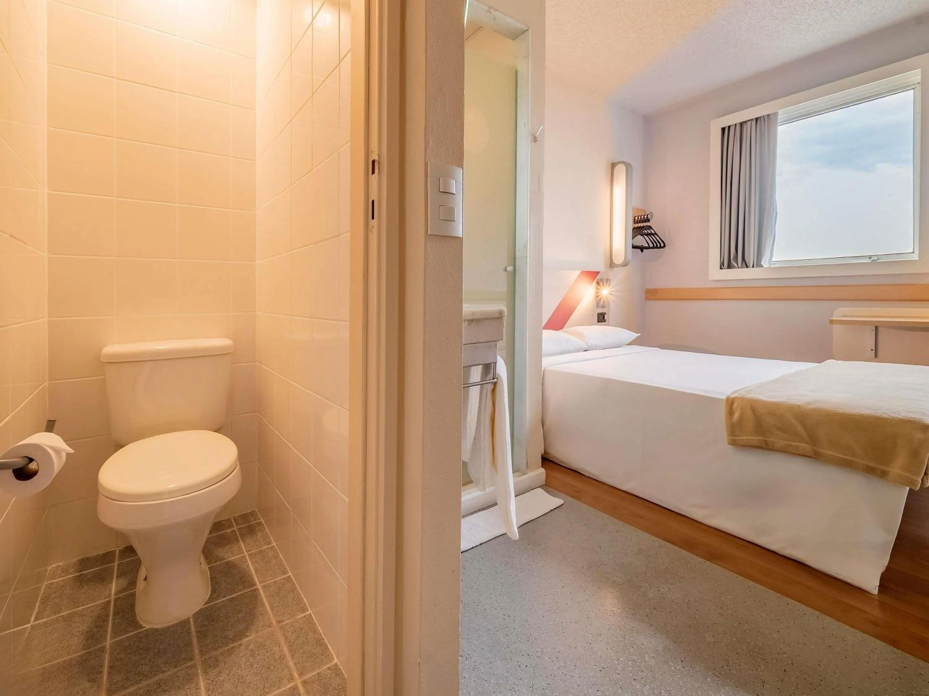 Bedroom, Bed in ibis budget Sao Paulo Paulista