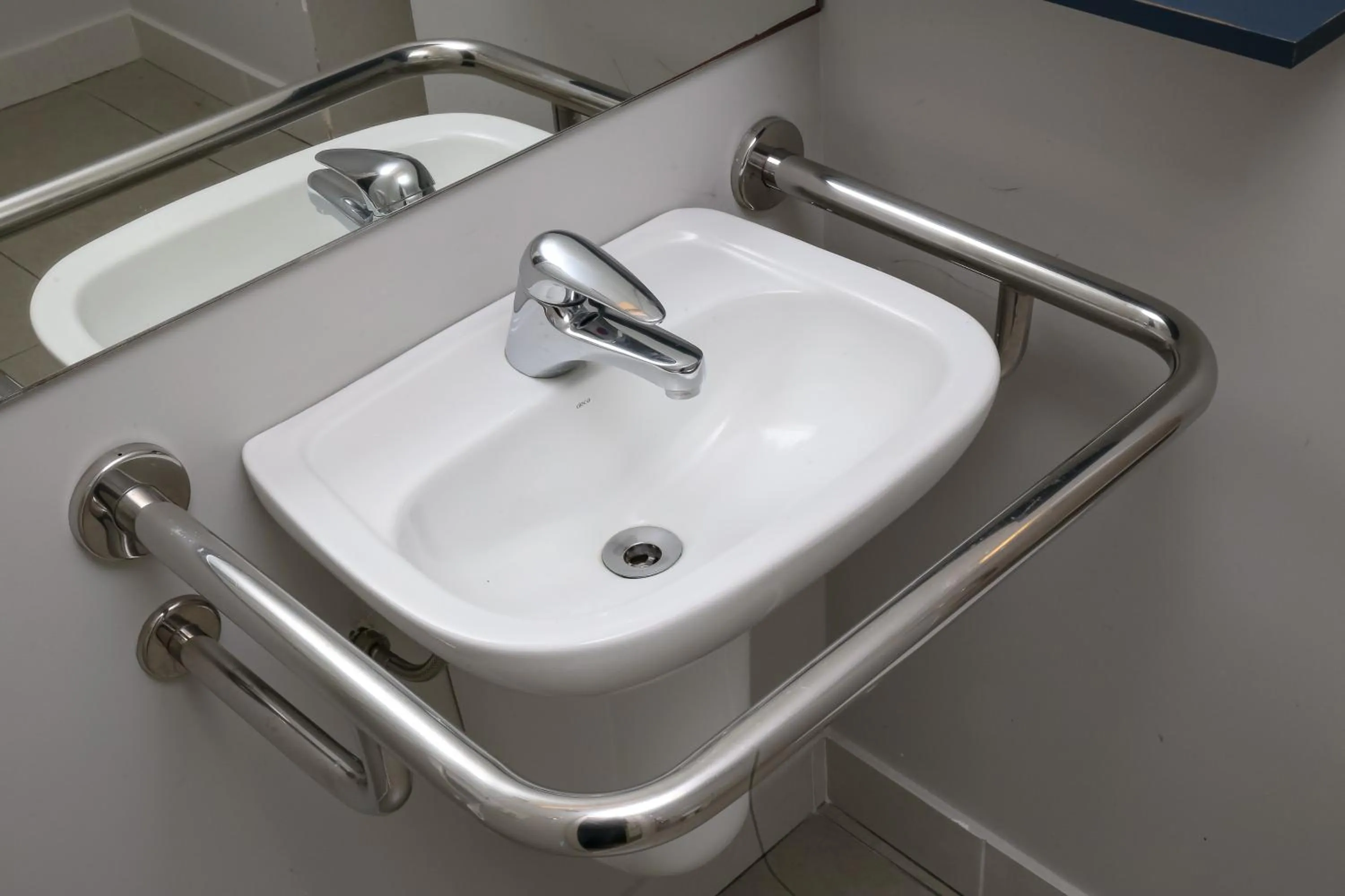 Bathroom in Delphin Surf Hotel