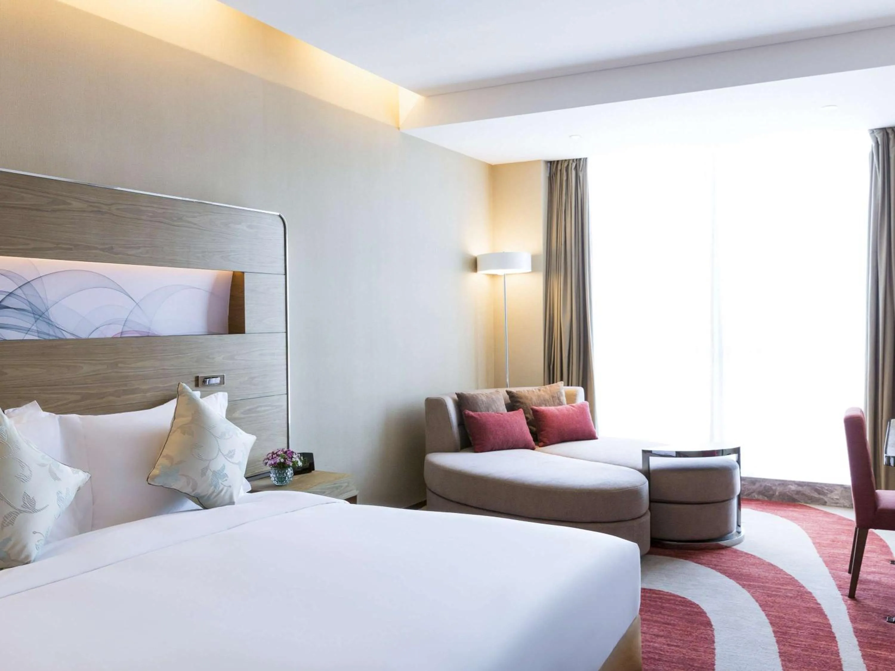 Photo of the whole room in Novotel Rizhao Suning