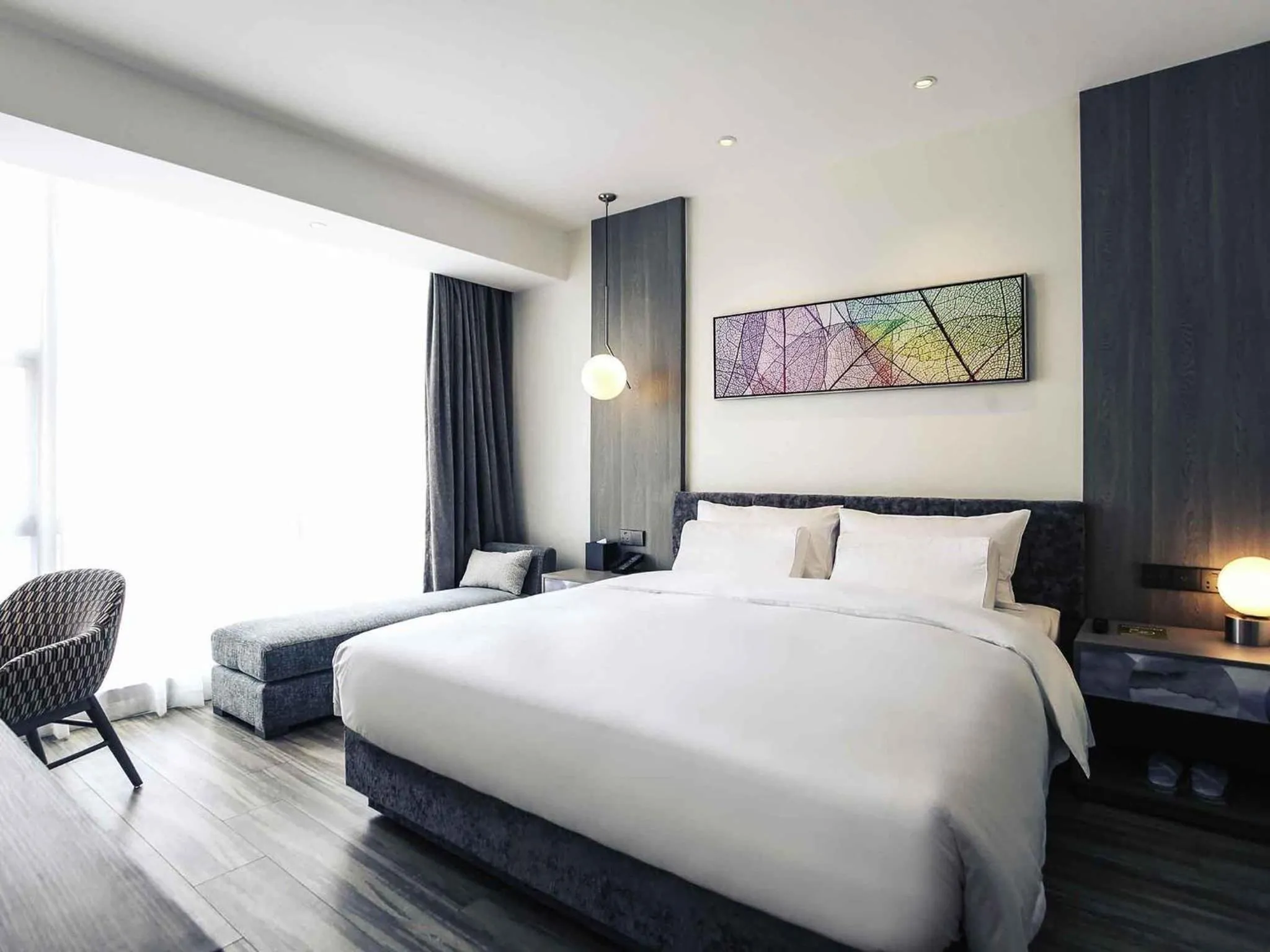 Bedroom, Bed in Mercure Shanghai Hongqiao South