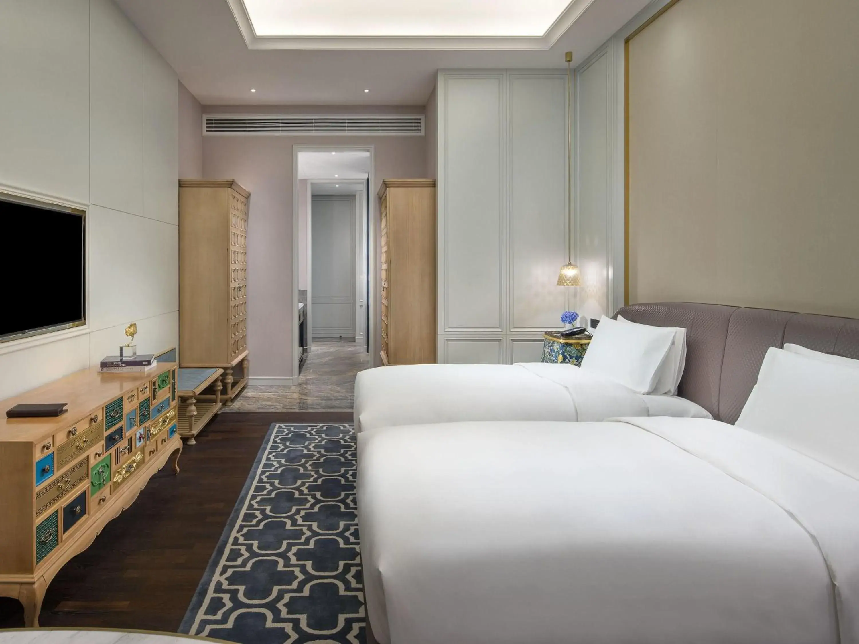 Luxury Twin Room (Twin bed) in Sofitel Foshan Shunde Luxury Twin Room (Twin bed) in Sofitel Foshan Shunde