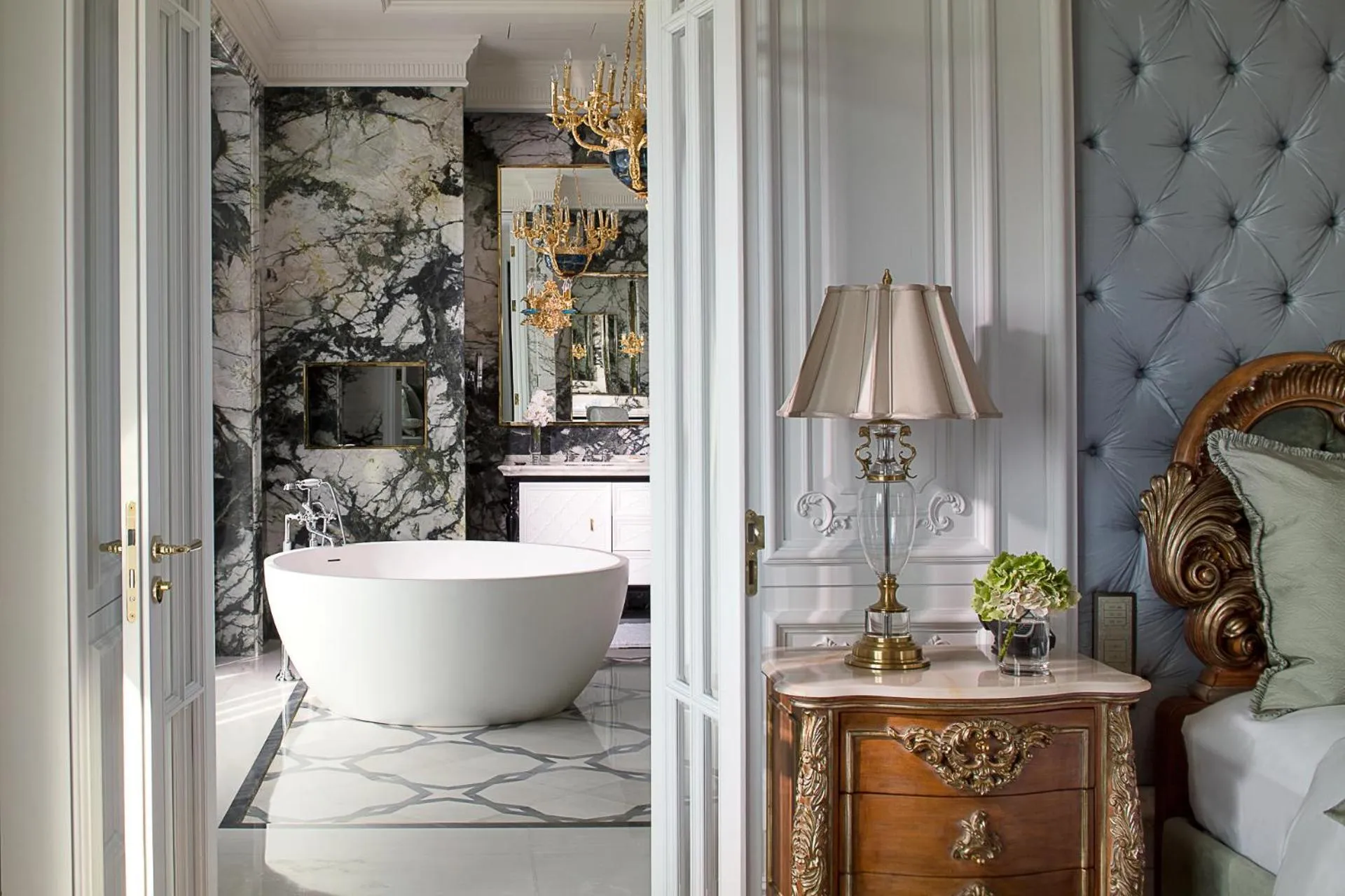 Bath, Bed in Sofitel Foshan Shunde