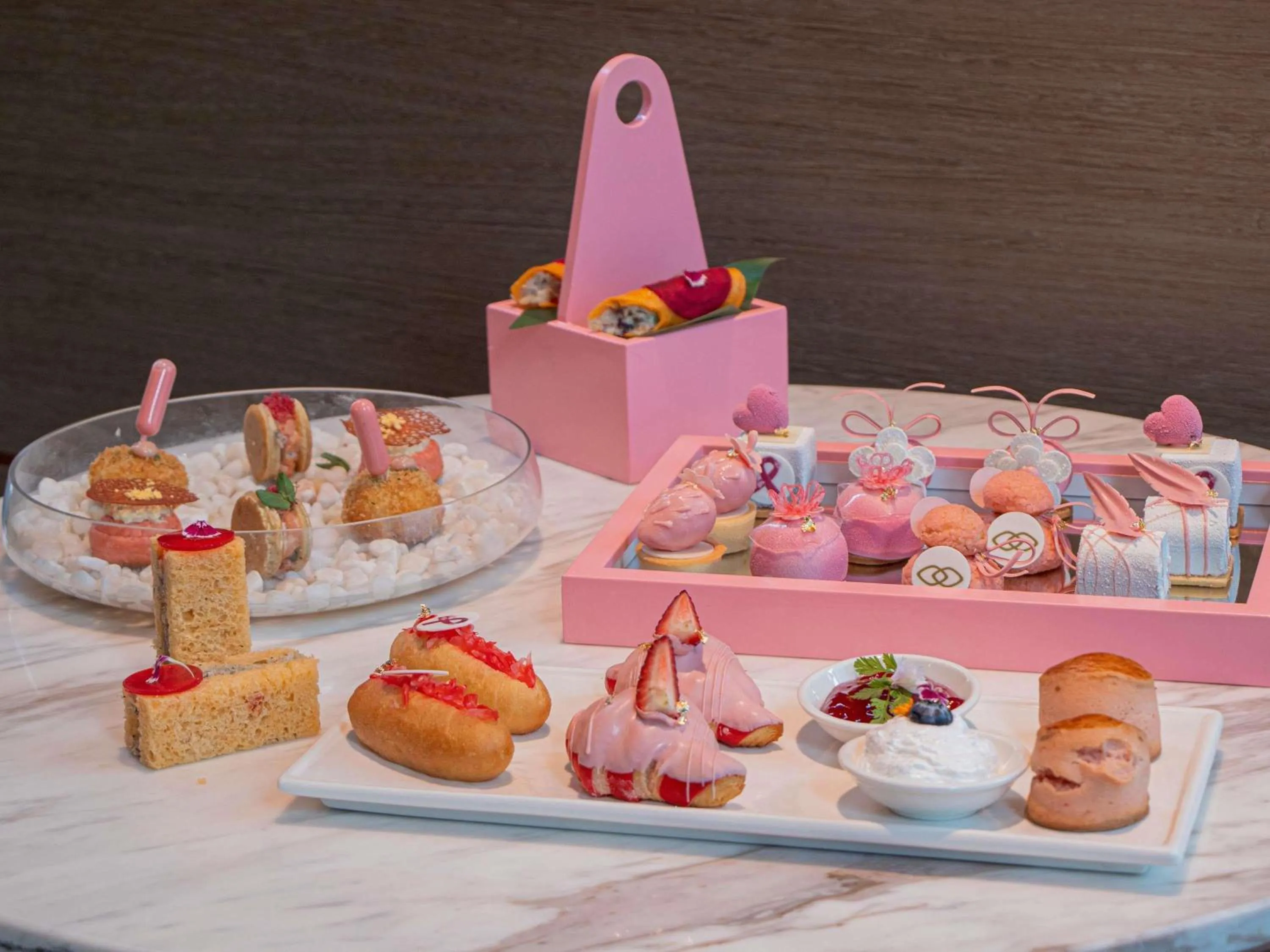 Lounge or bar in Sofitel Kuala Lumpur Damansara