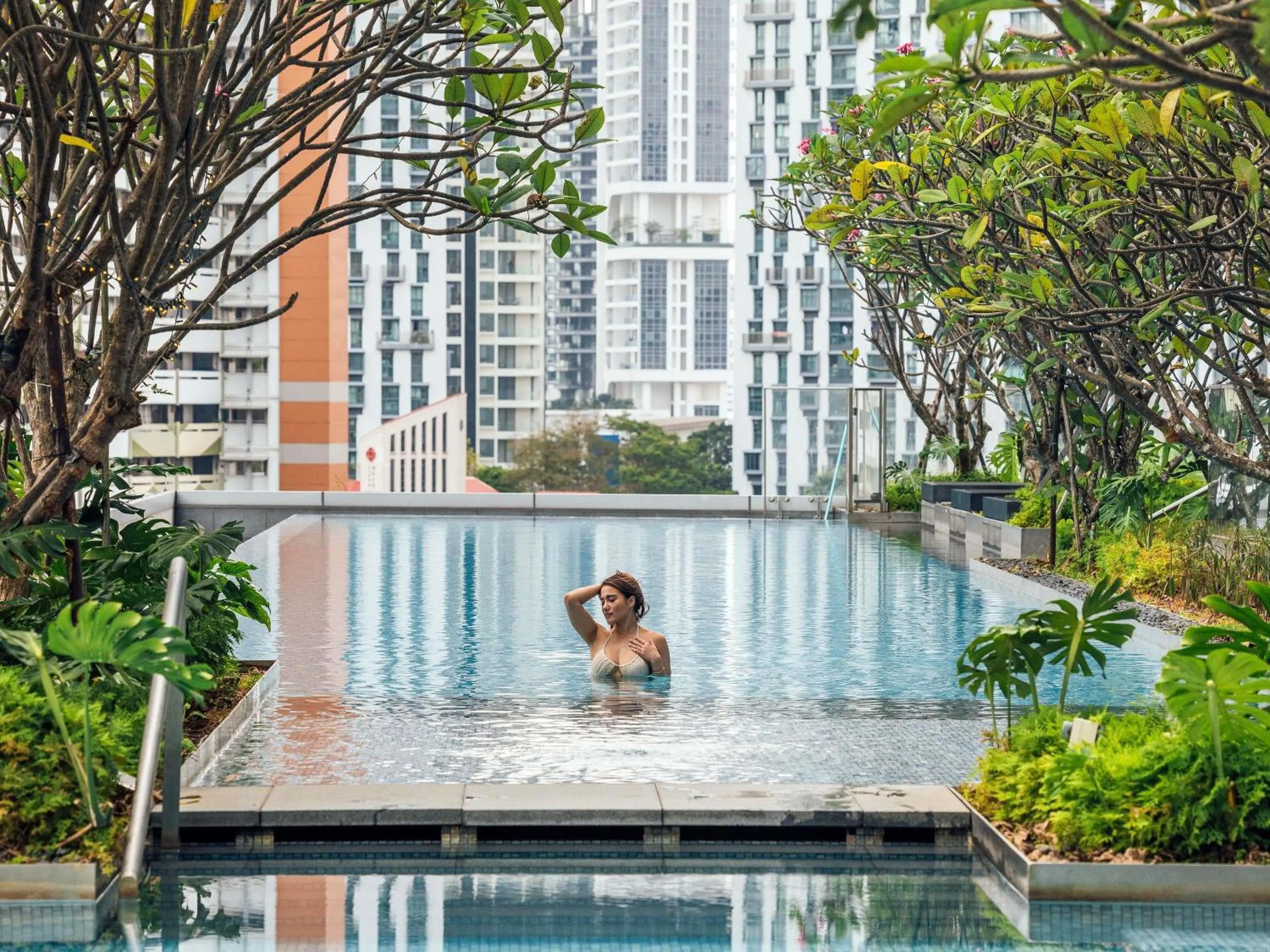 Pool view in Sofitel Singapore City Centre