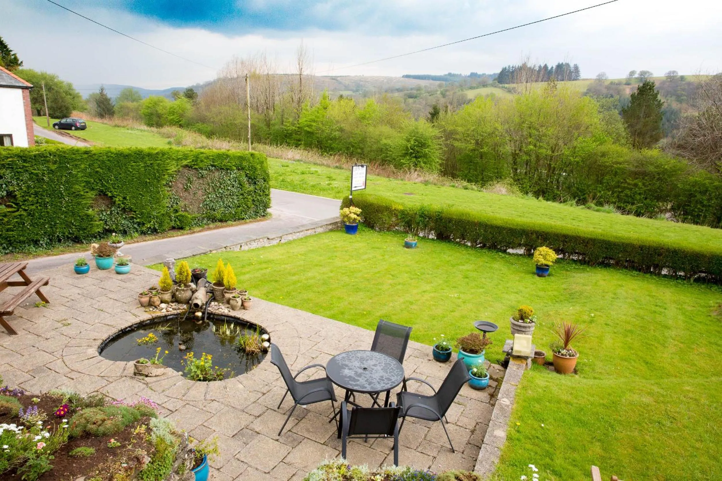 Garden view in Llwyn Onn Guest House