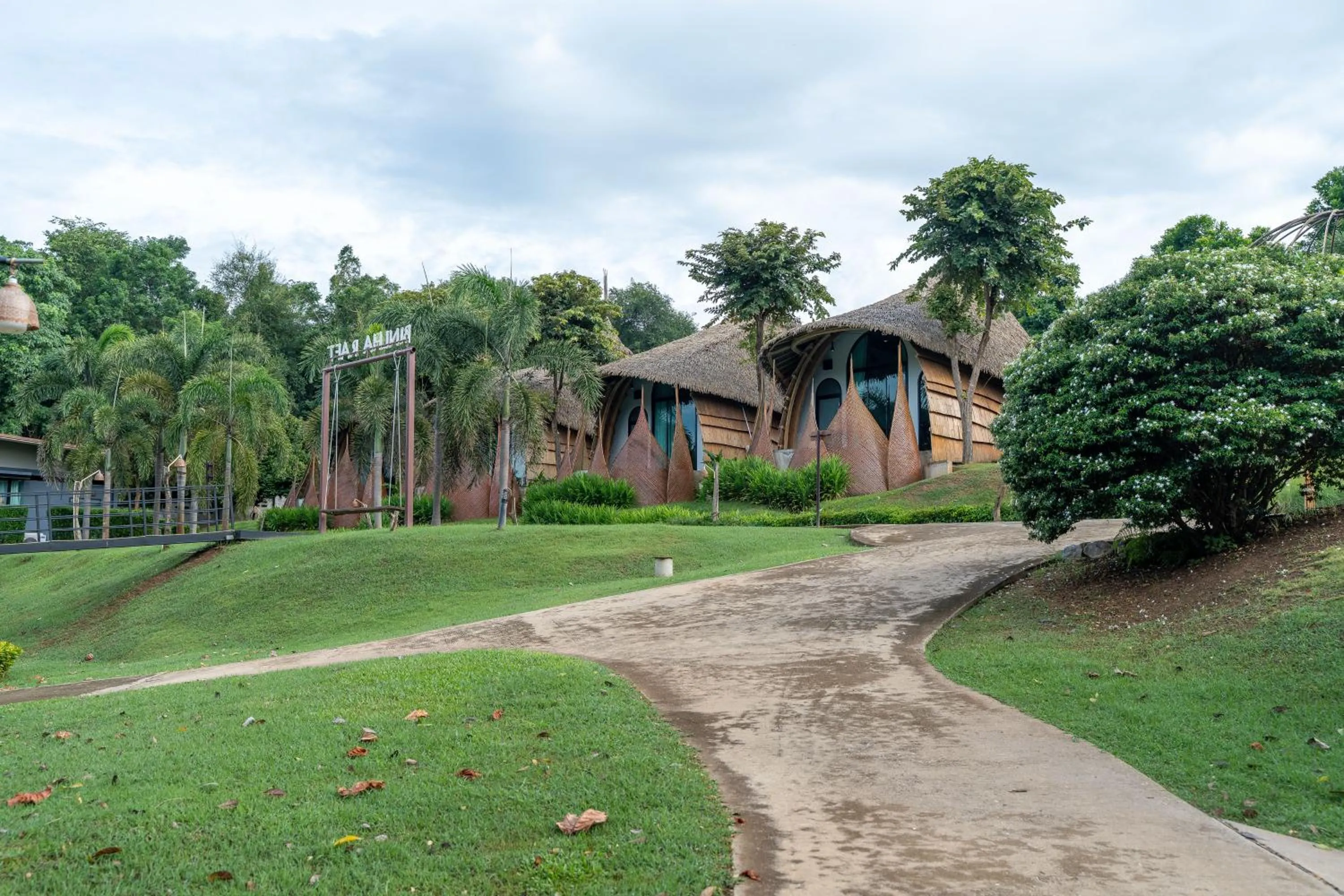 Property building in Binlha Raft Resort