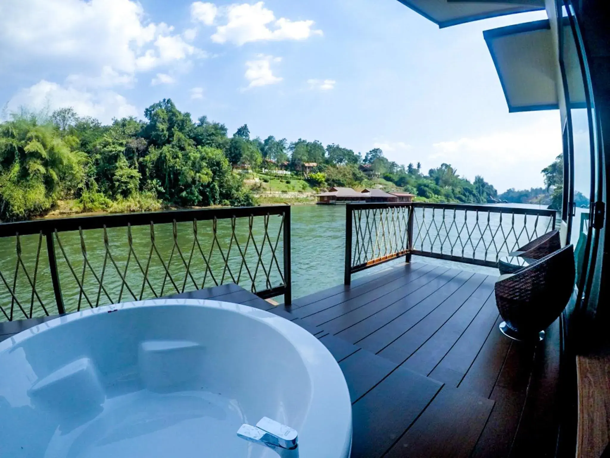 Grand Deluxe Raft Room in Binlha Raft Resort Grand Deluxe Raft Room in Binlha Raft Resort