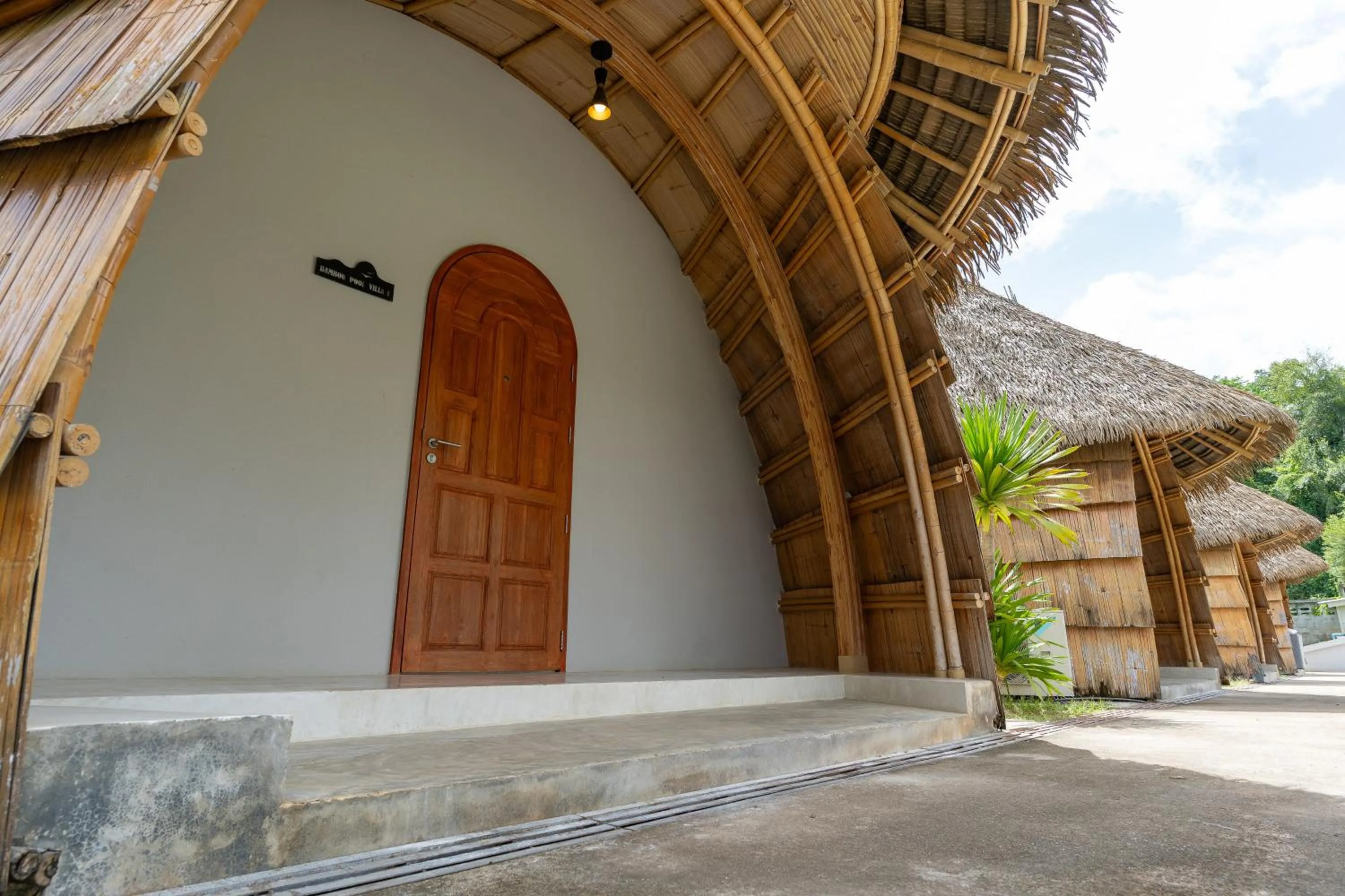 Property building in Binlha Raft Resort