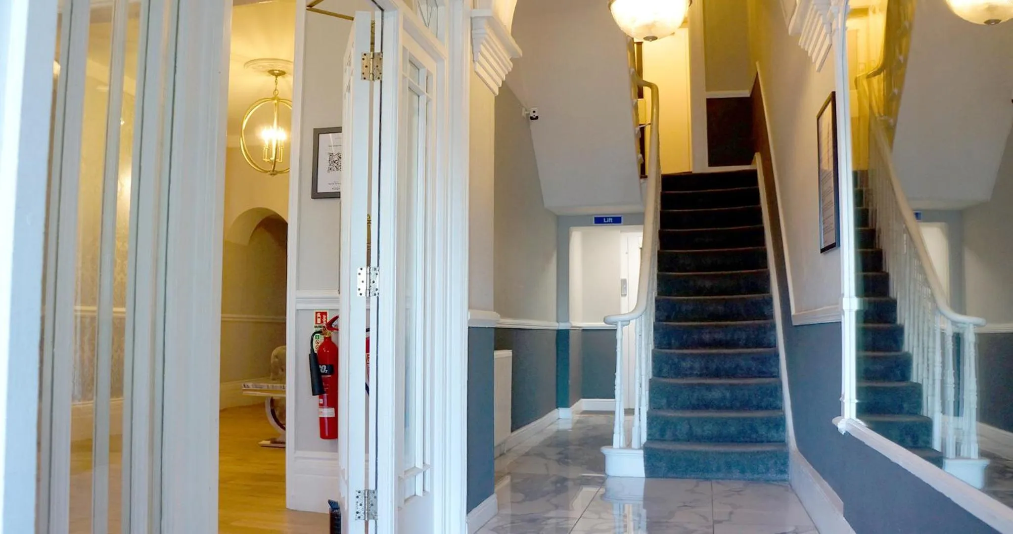 Facade/entrance in The Pier Hotel