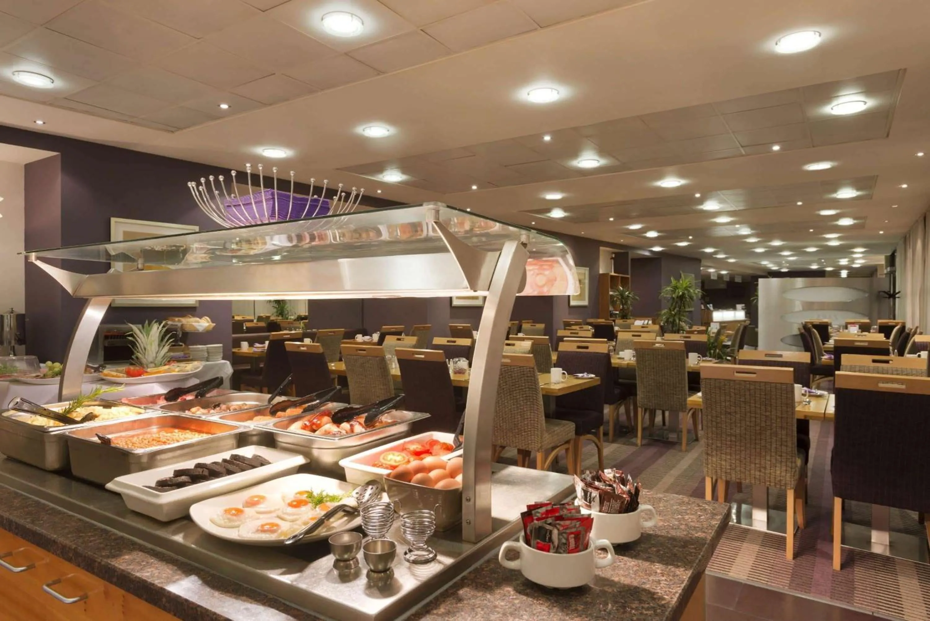Restaurant/places to eat in Ramada Plaza Wrexham