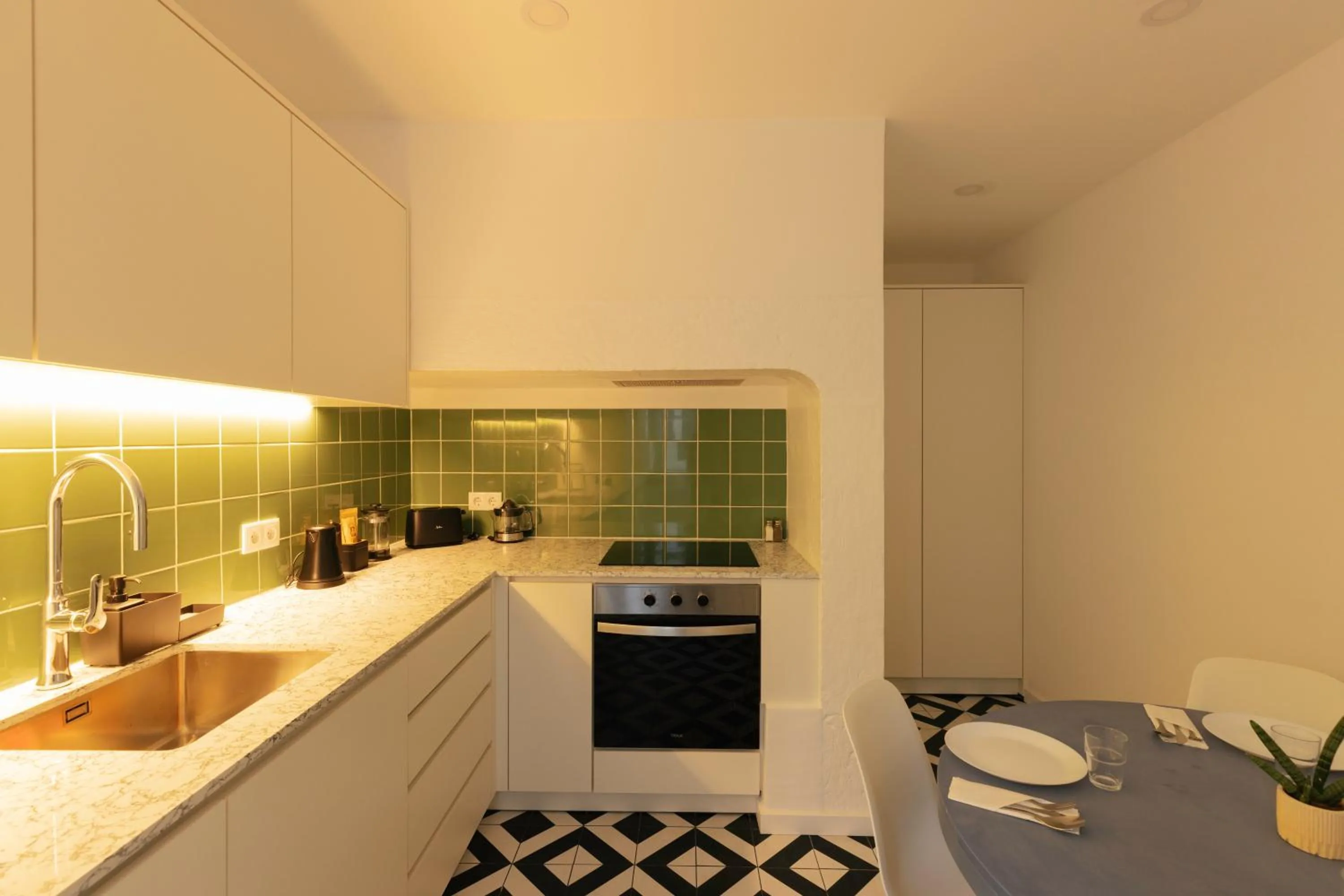 Kitchen or kitchenette in Esqina Urban Lodge