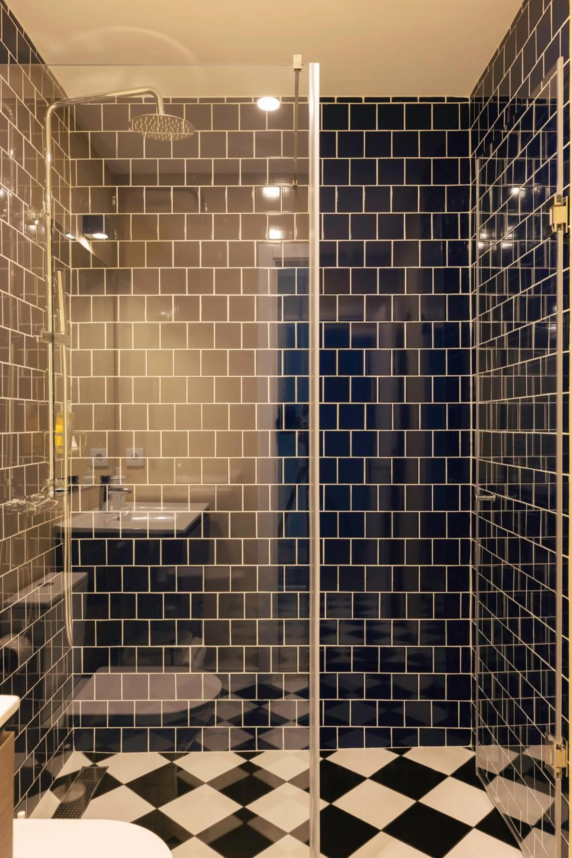 Shower in Esqina Urban Lodge