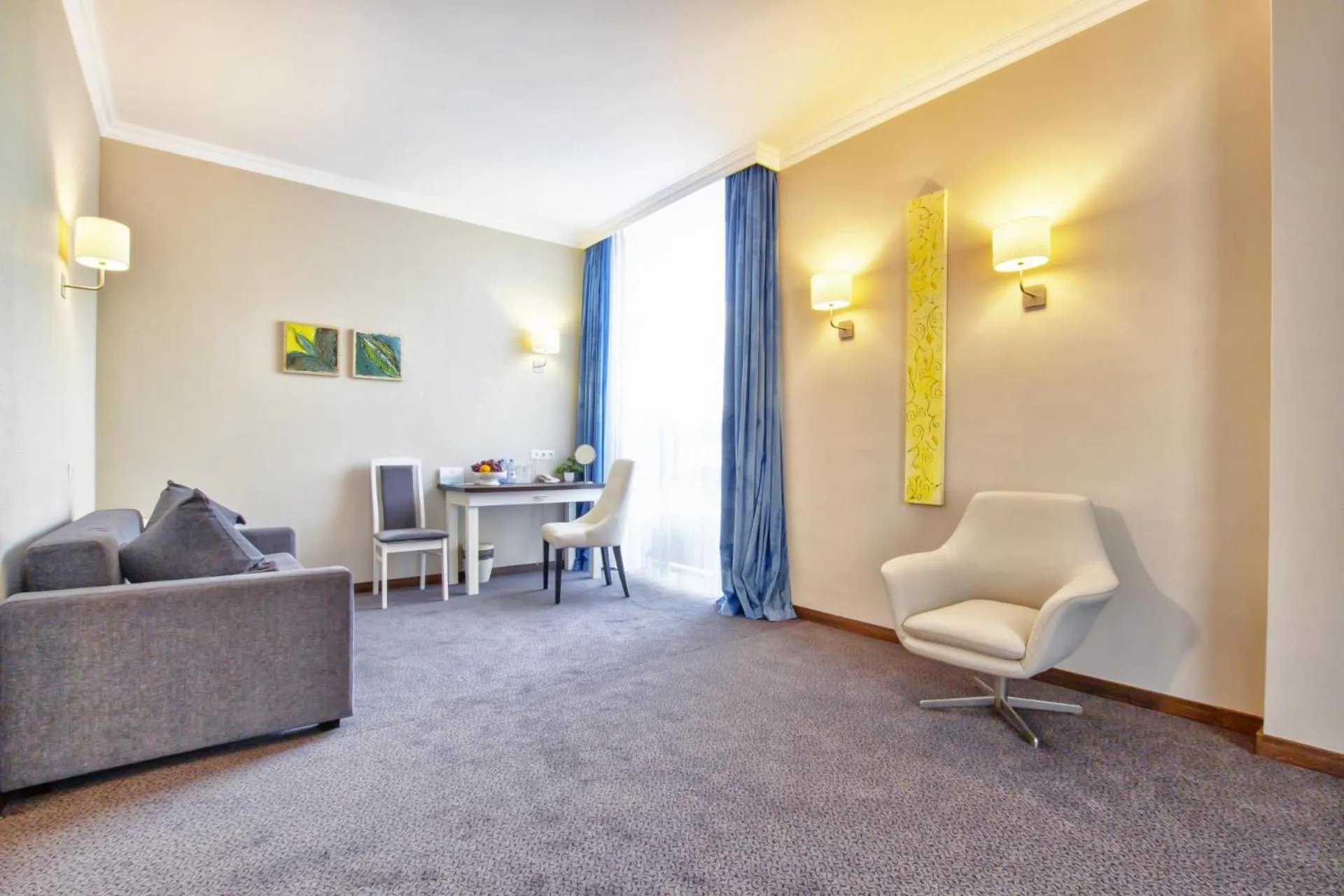 Seating area in AYKUN Hotel by AG Hotels Group