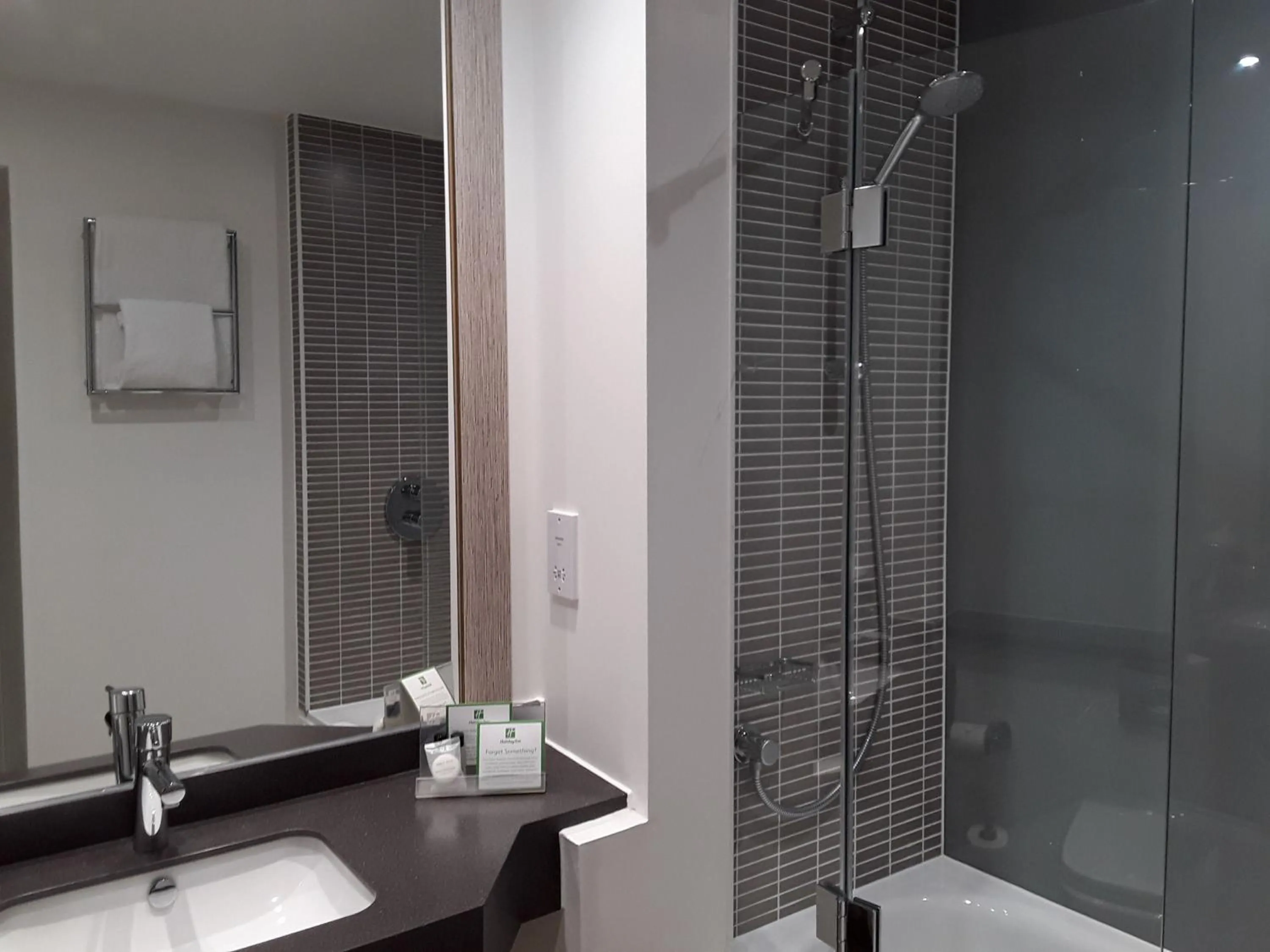 Bathroom in Holiday Inn Leeds-Wakefield M1 Jct40 by IHG