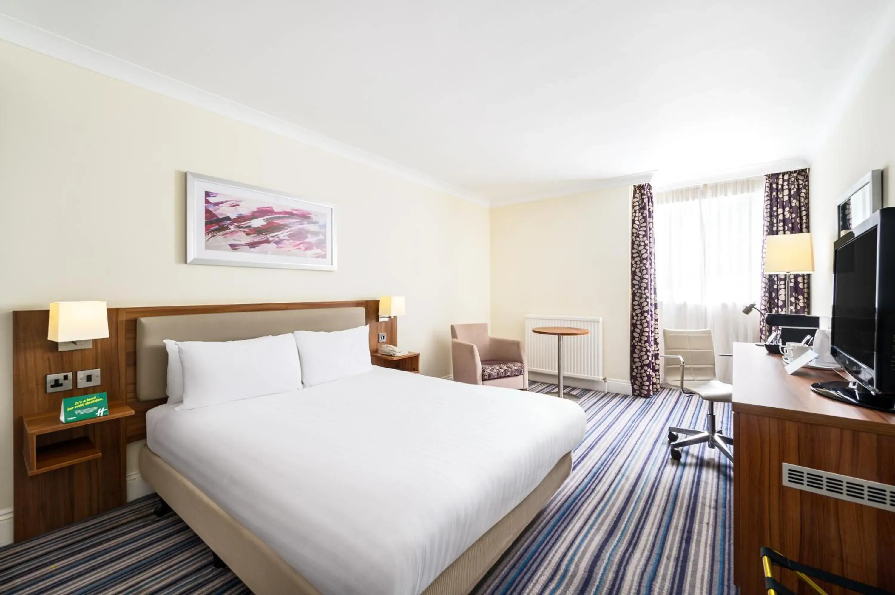 Premium Double Room in Holiday Inn Leeds-Wakefield M1 Jct40 by IHG Premium Double Room in Holiday Inn Leeds-Wakefield M1 Jct40 by IHG