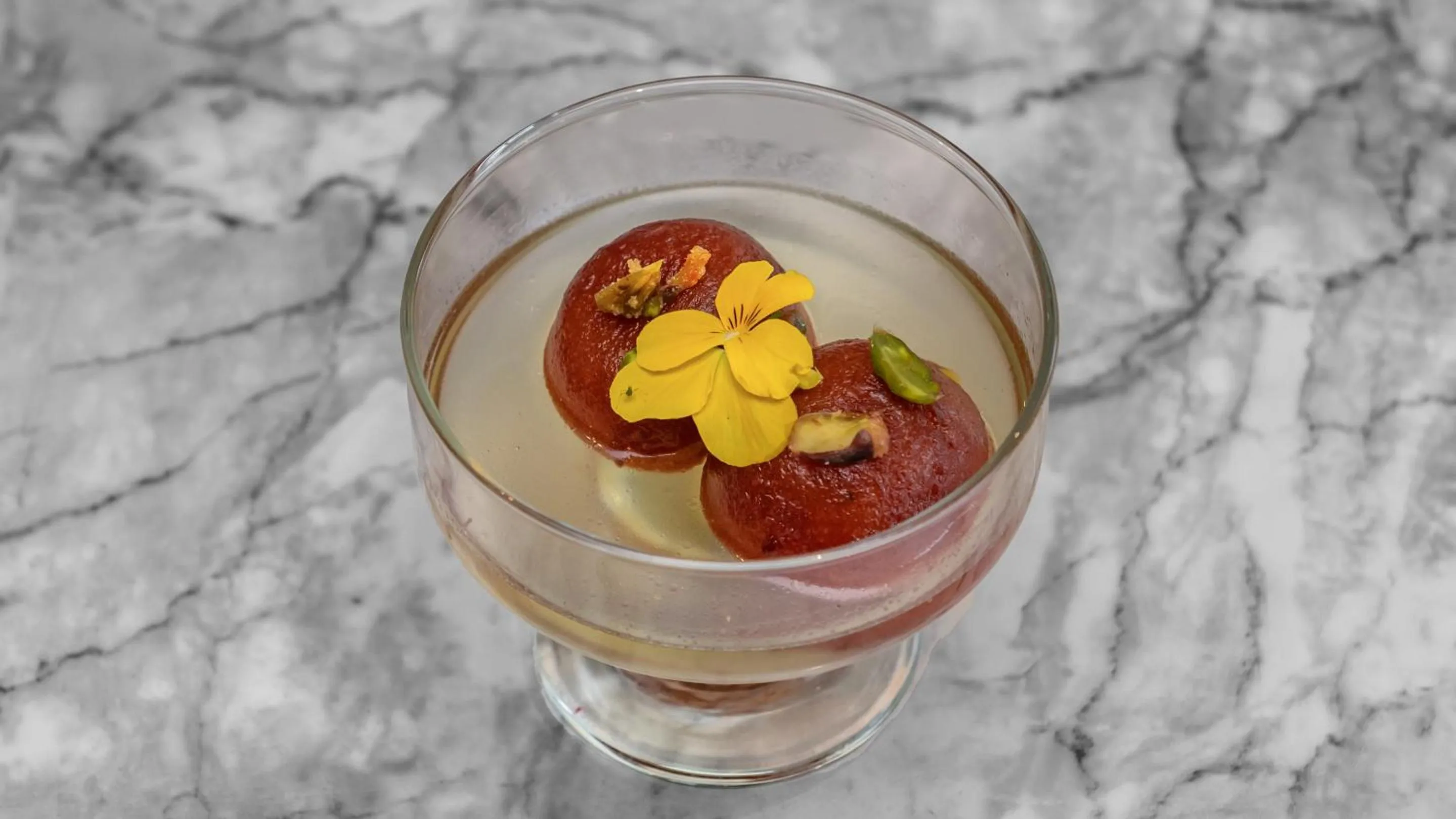 Restaurant/places to eat in Best Western London Heathrow Ariel Hotel