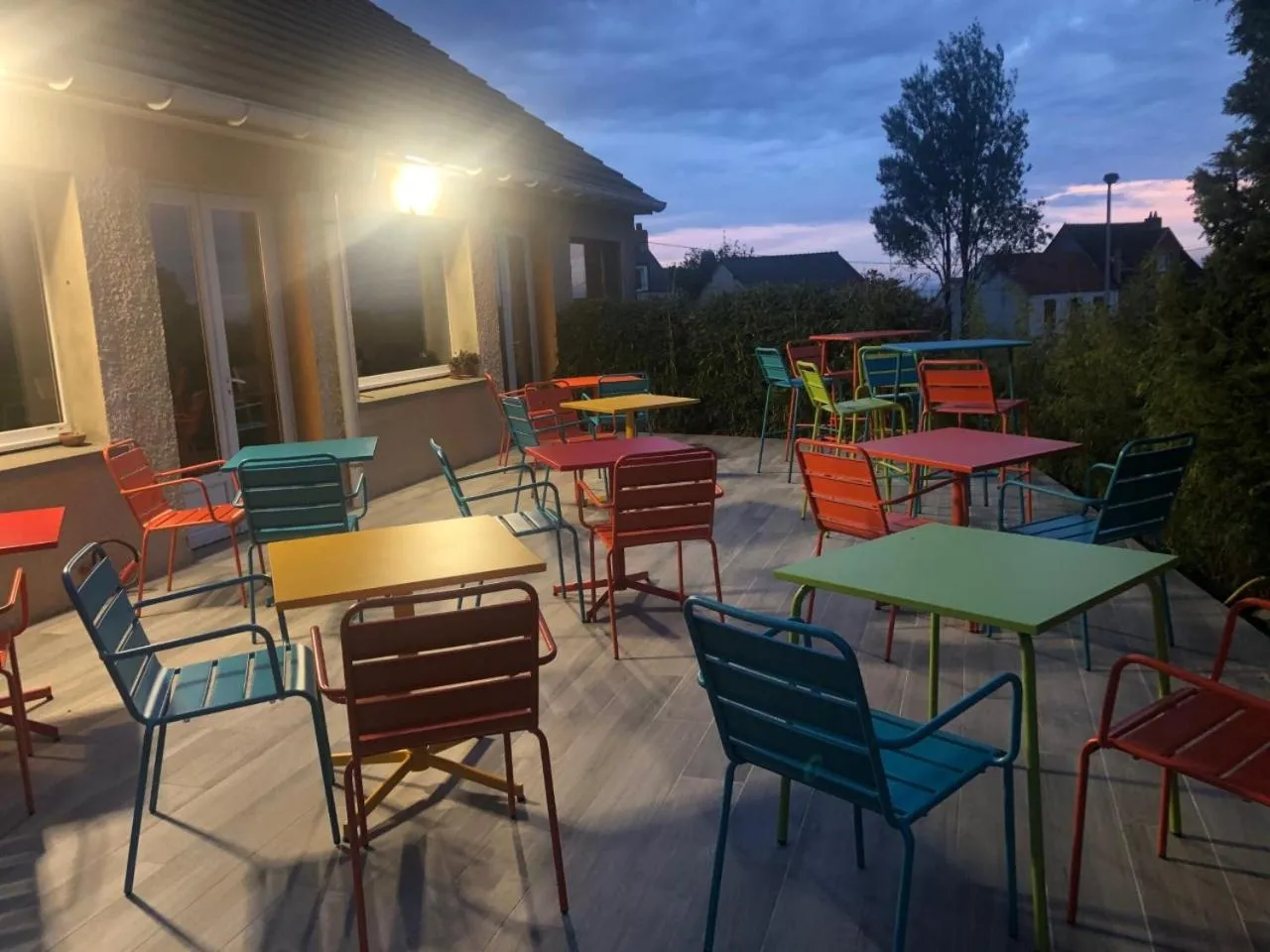 Patio in SHELDER Hôtel - CHERBOURG EN COTENTIN - Equeurdreville