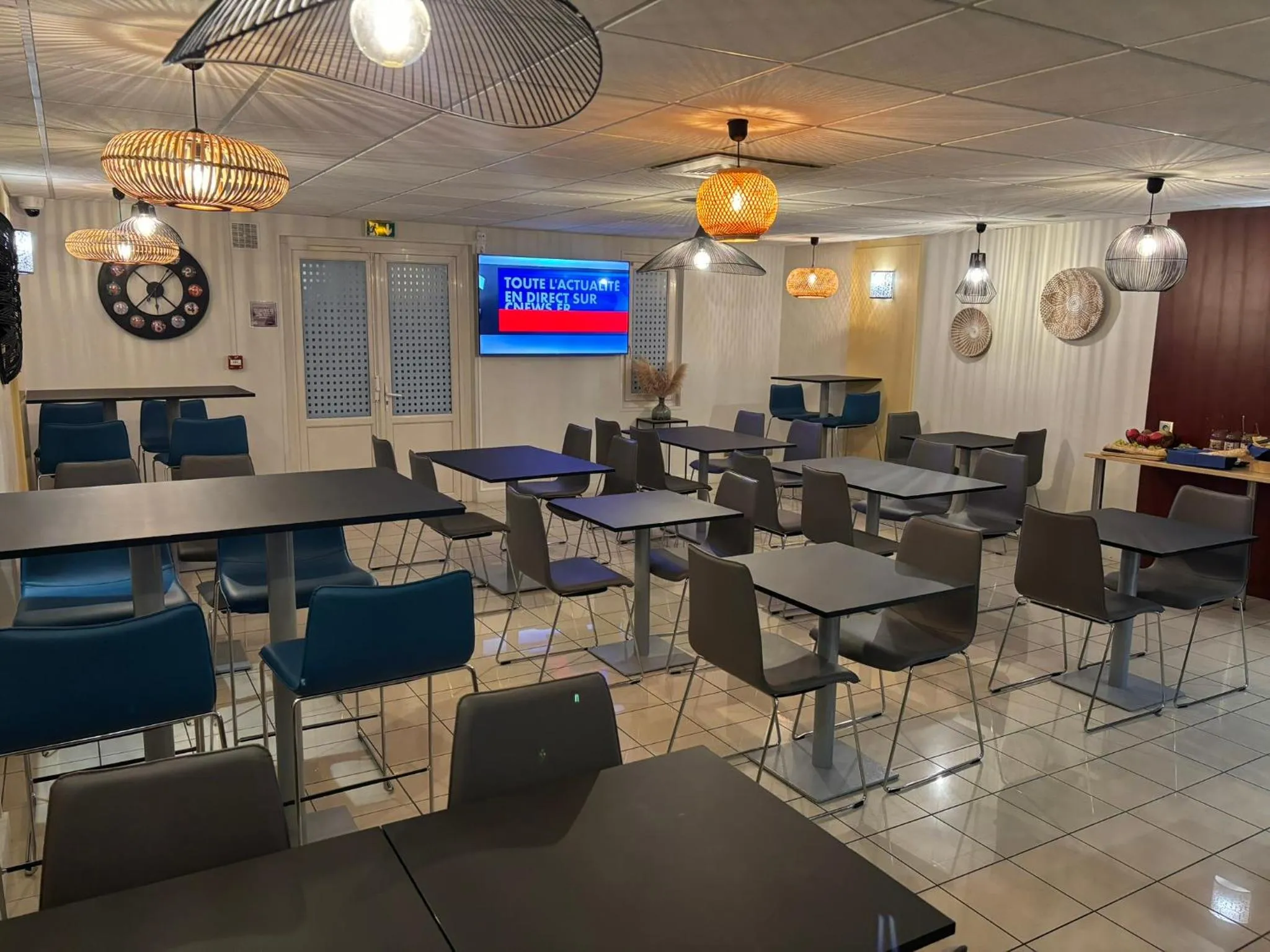 Banquet/Function facilities in Kyriad Bordeaux Lormont