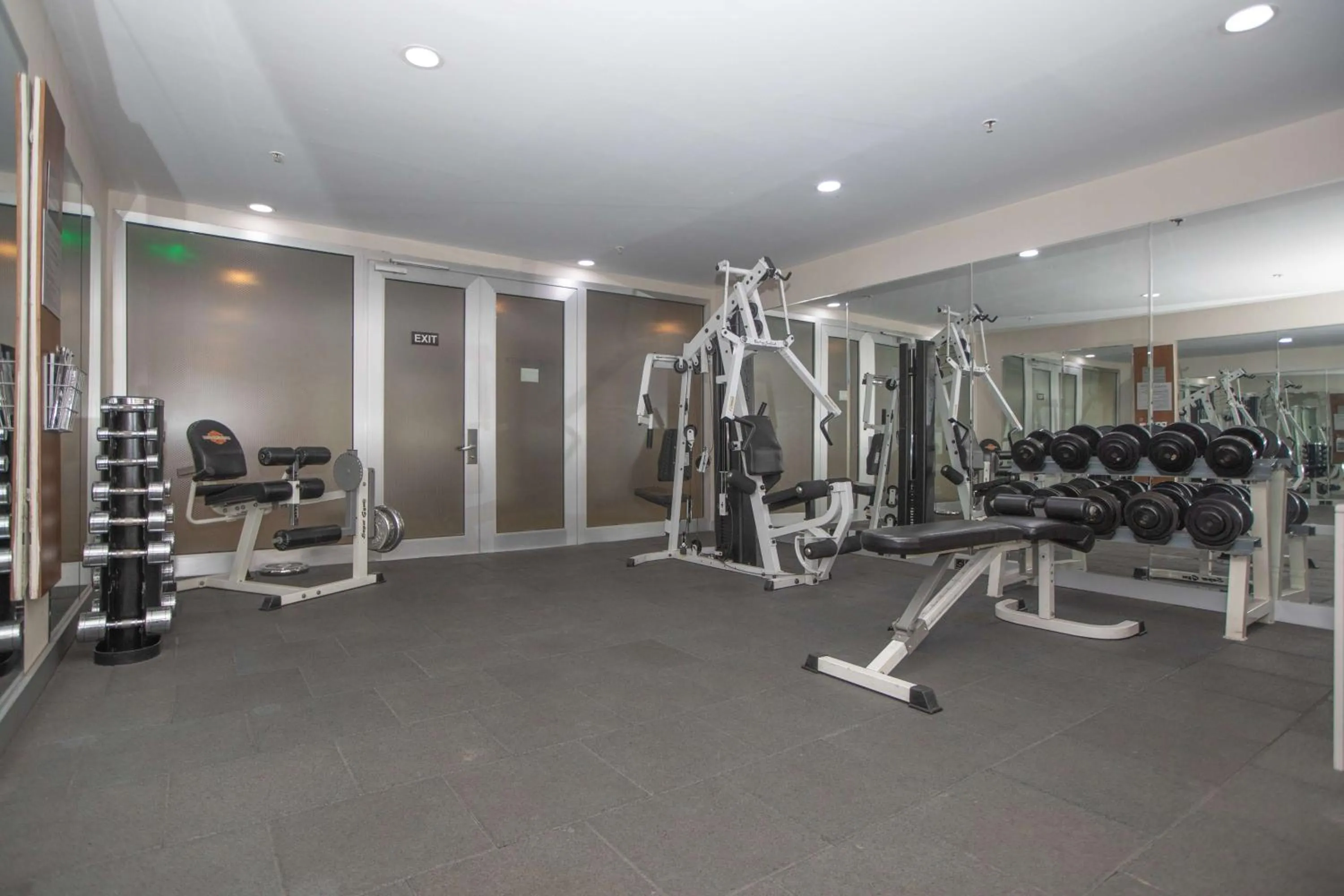 Fitness centre/facilities in Radisson Blu Ankara