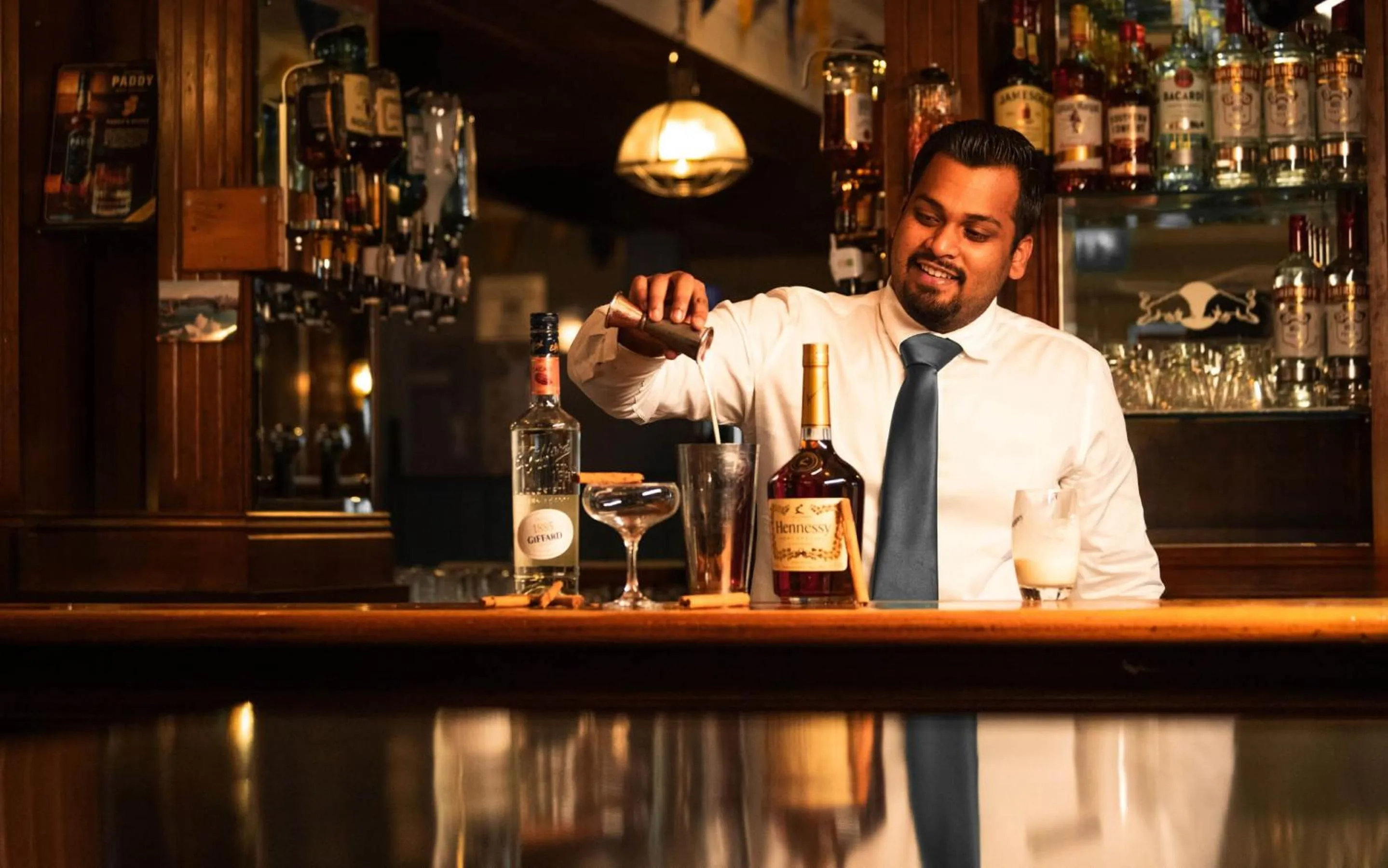 Drinks in Shannon Springs Hotel