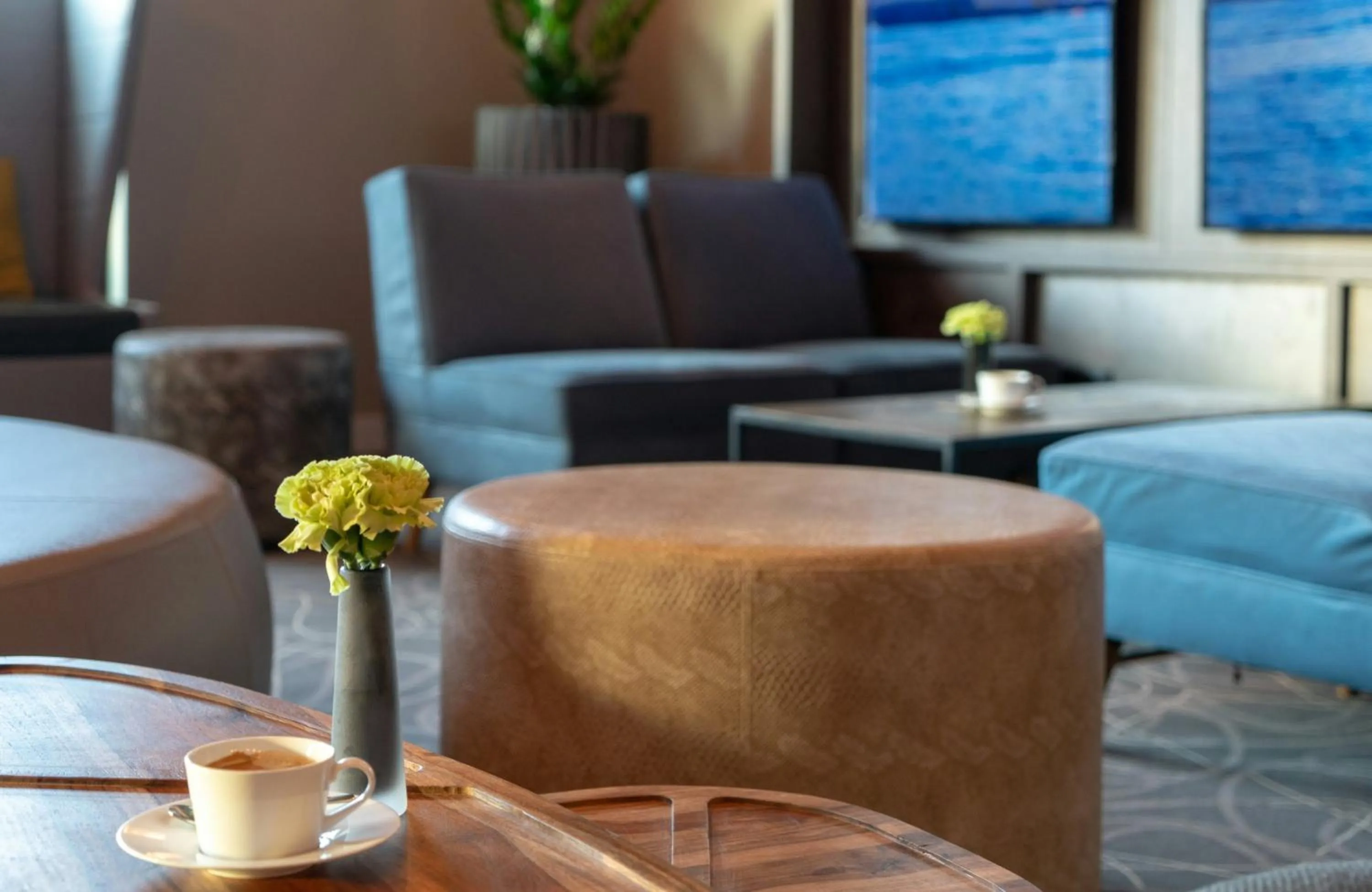 Lobby or reception in Leonardo Hotel Munich City East