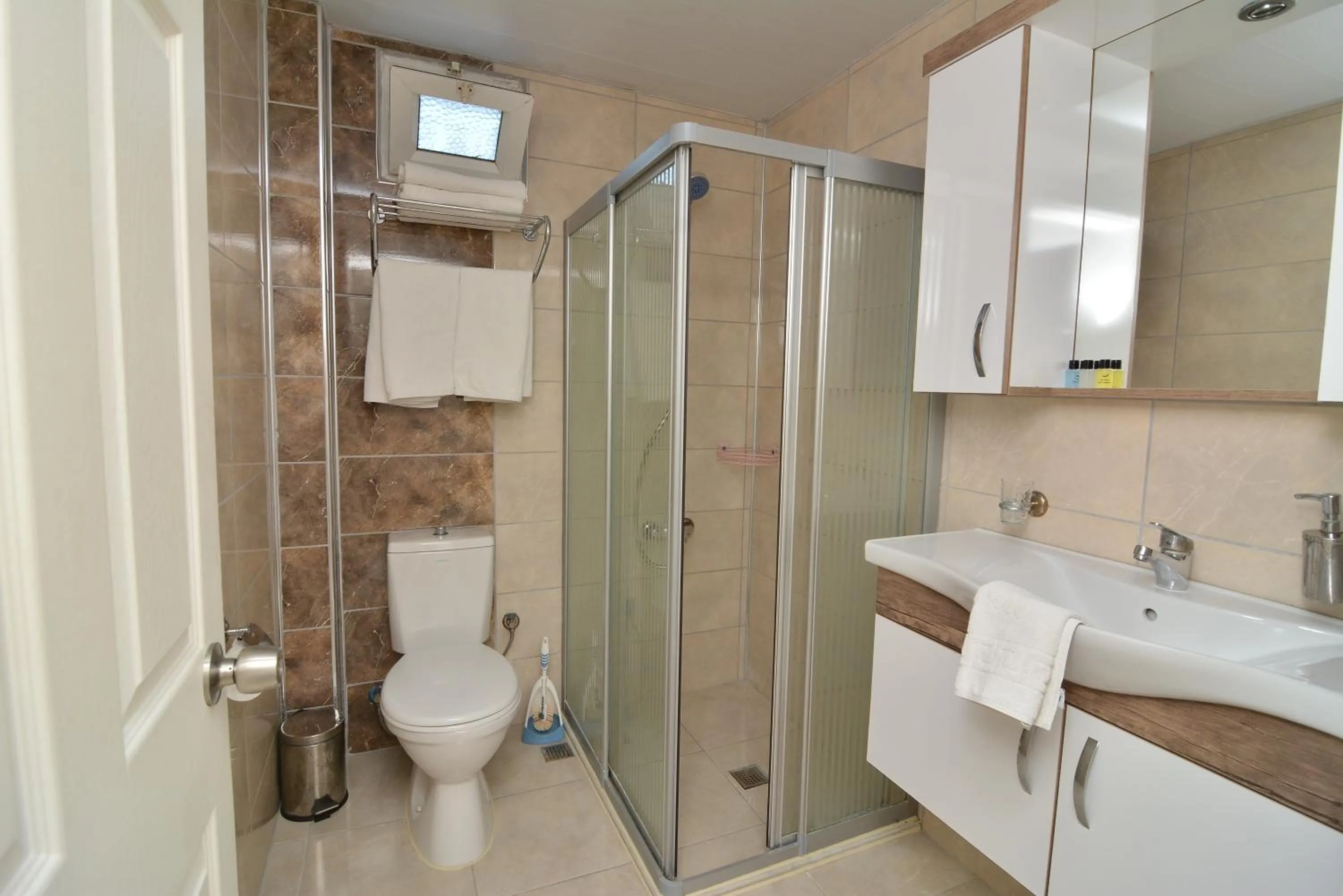 Bathroom in Cleopatra King Apart