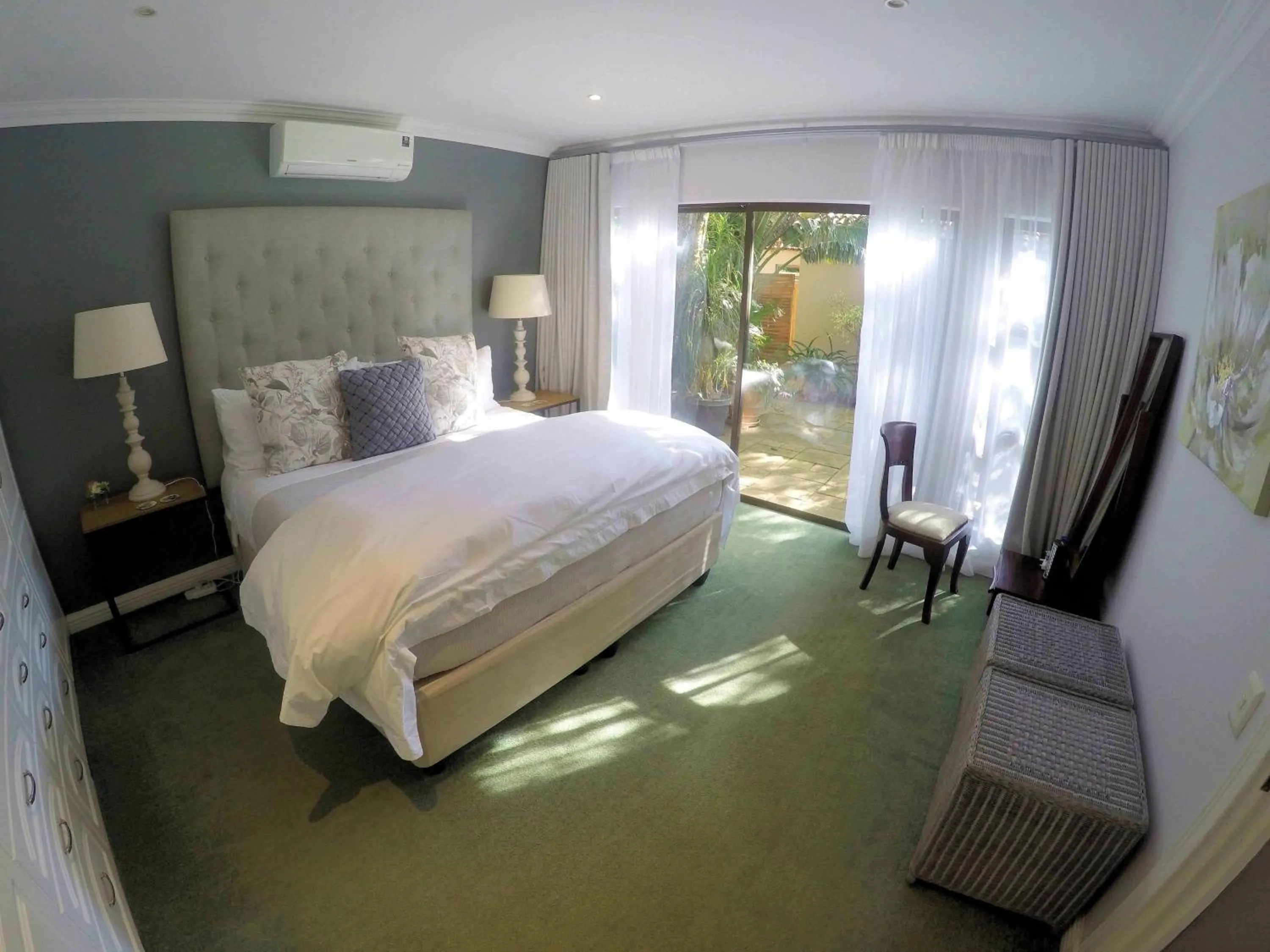 Bedroom, Bed in 58 On Hume