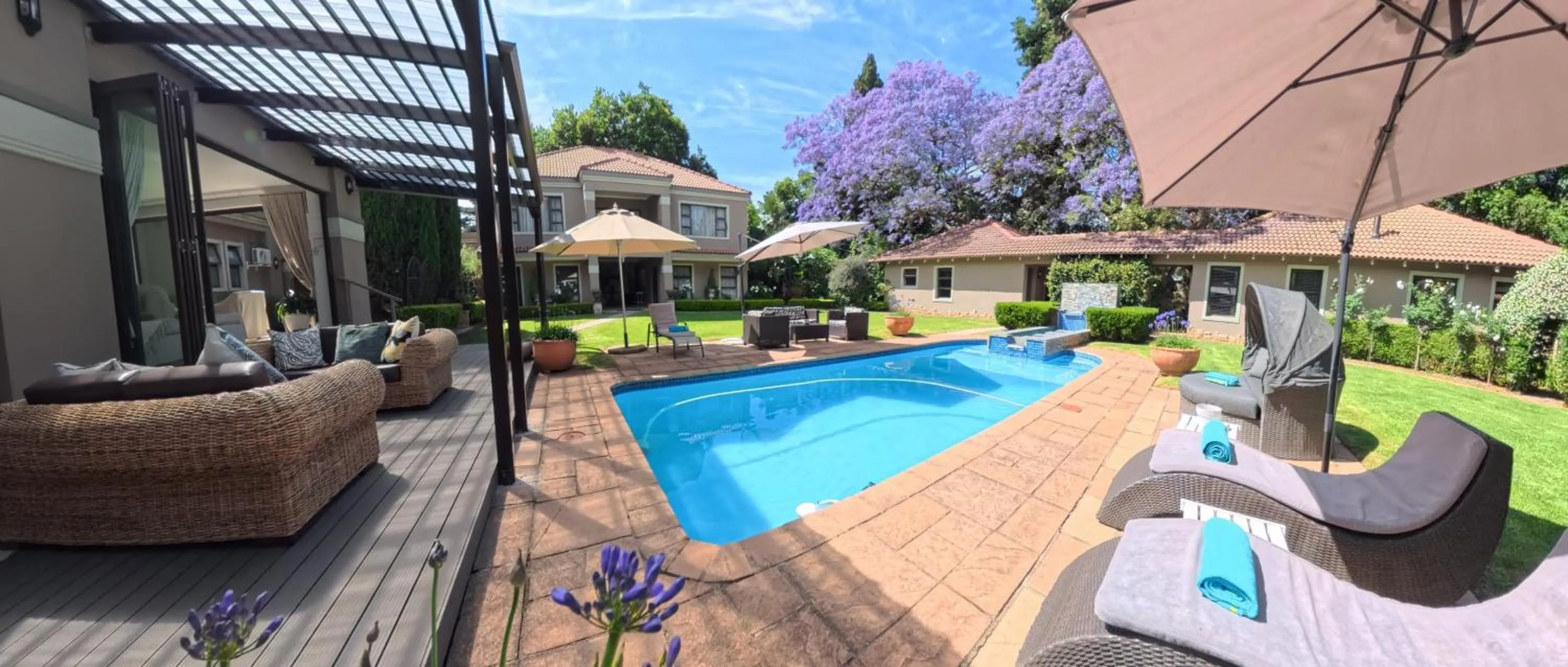 Property building in 58 On Hume