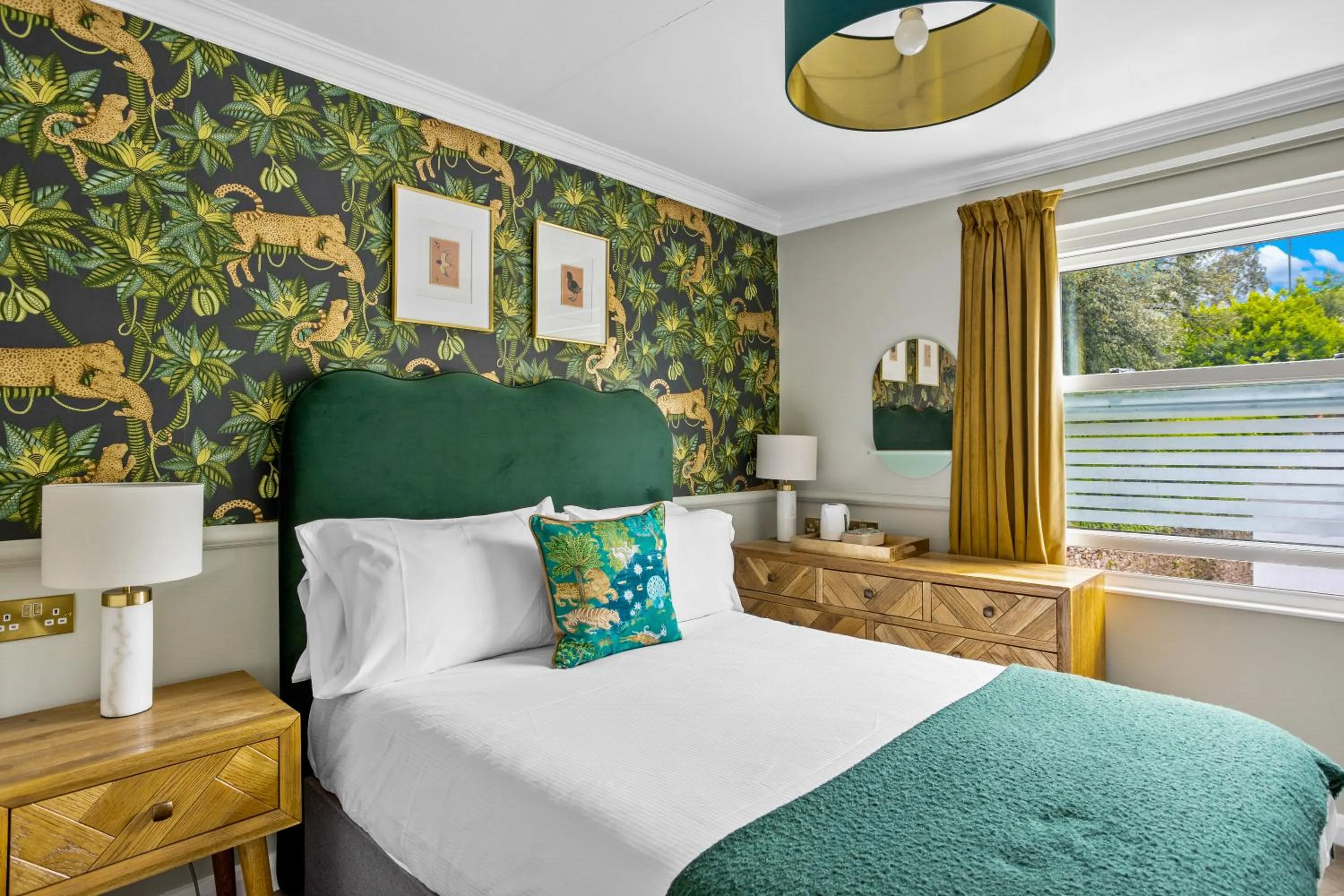 Bedroom, Bed in The Torcroft