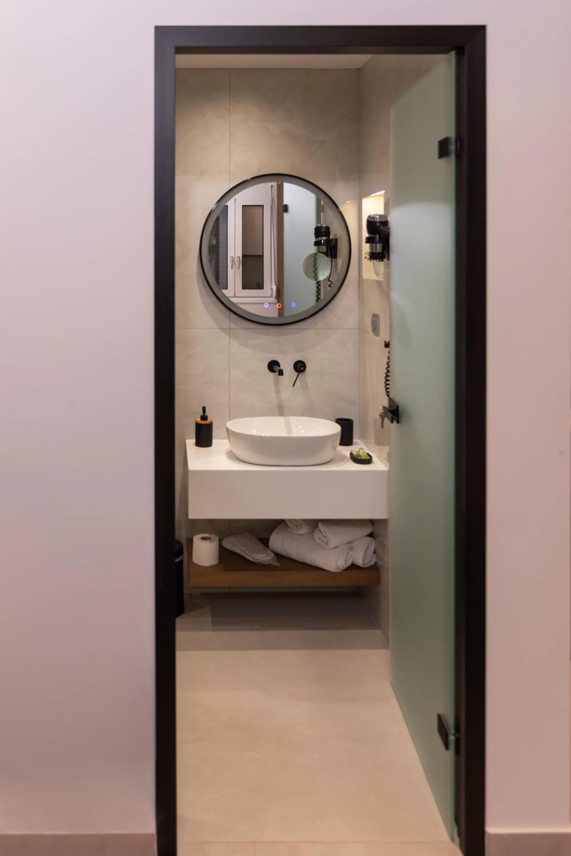 Bathroom in Irene Studios