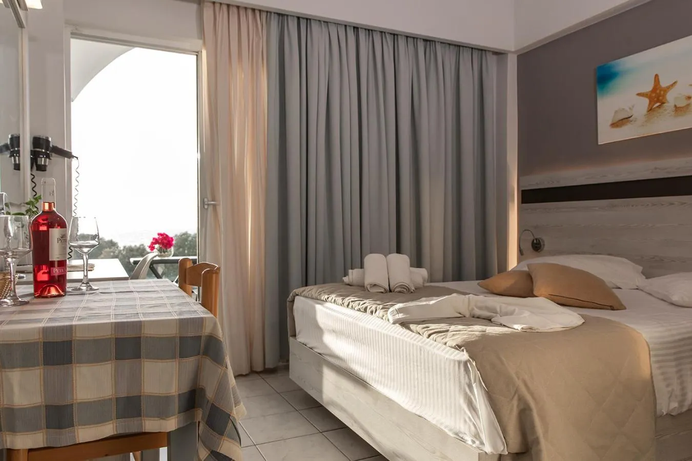 Seating area, Bed in Irene Studios