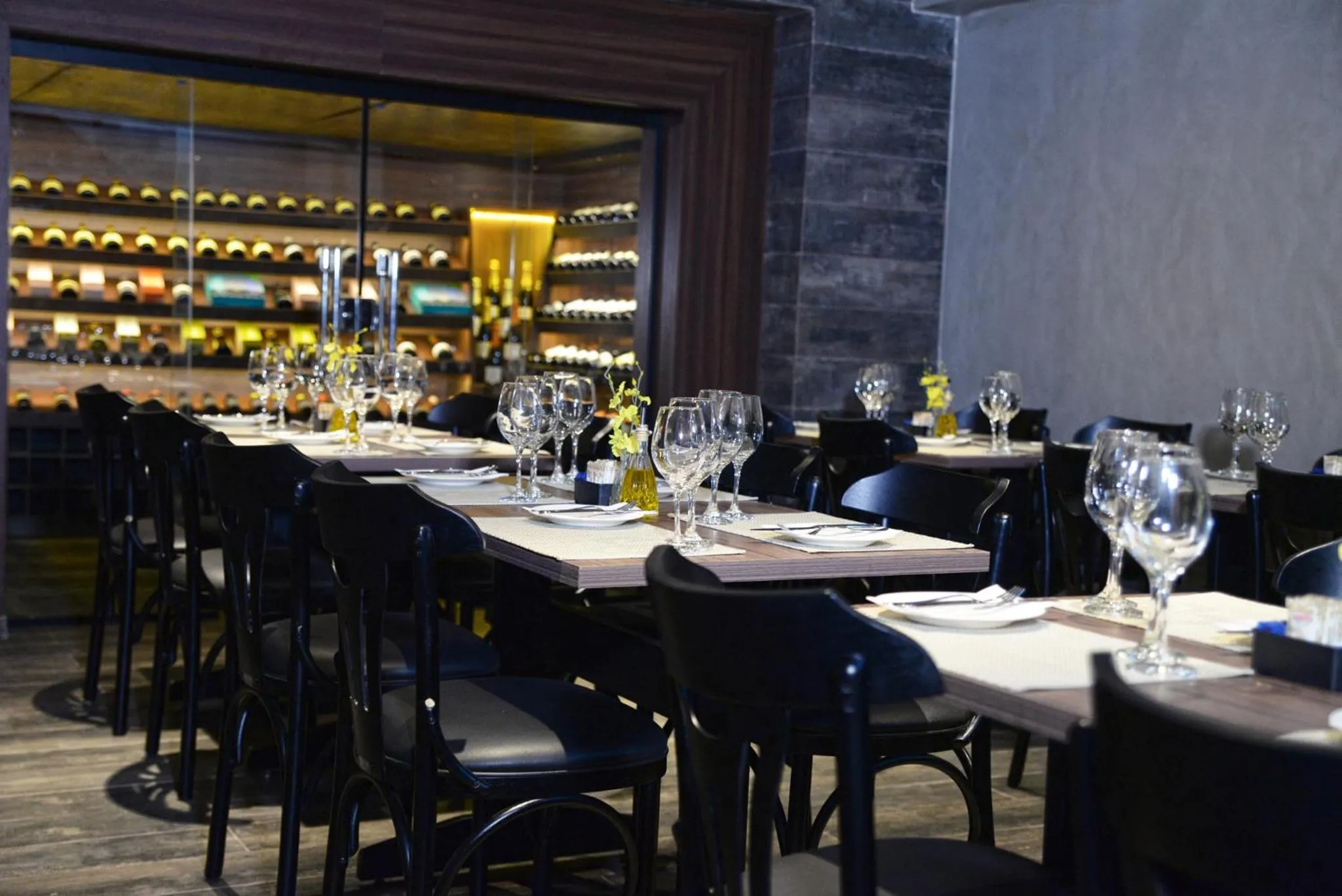 Food and drinks in Dubai Suites