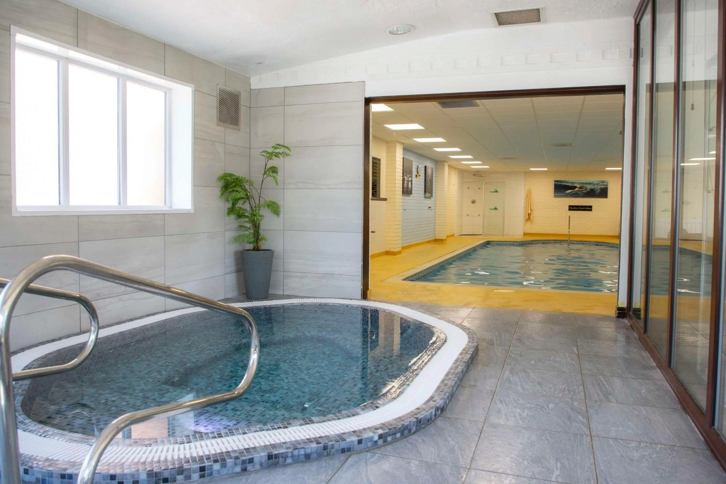 Spa and wellness centre/facilities in Best Western Plus Ullesthorpe Court Hotel & Golf Club