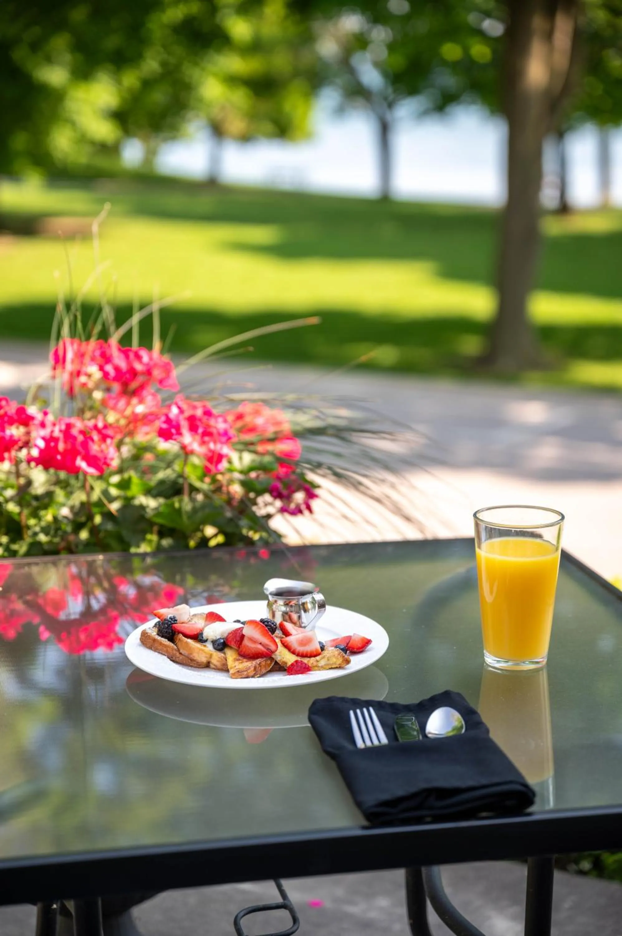 Breakfast in The Old Bank House