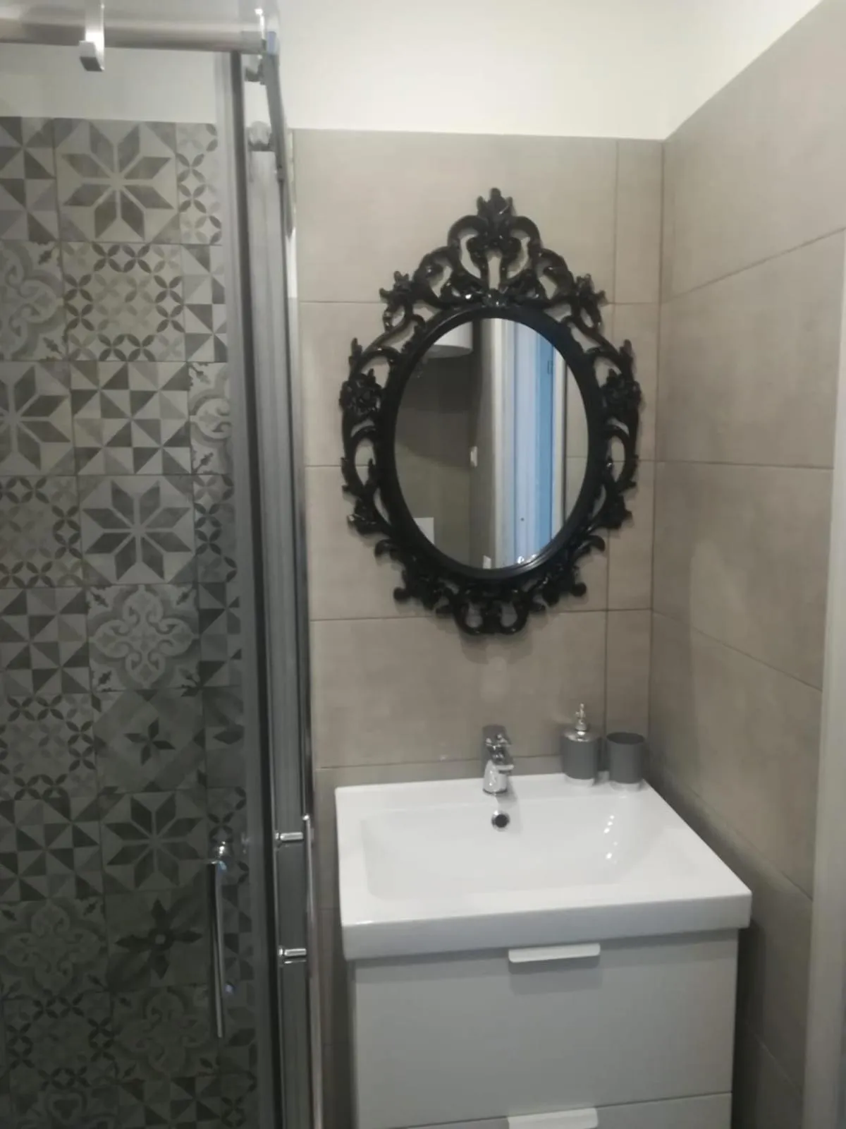 Bathroom in Murena Apartments & rooms