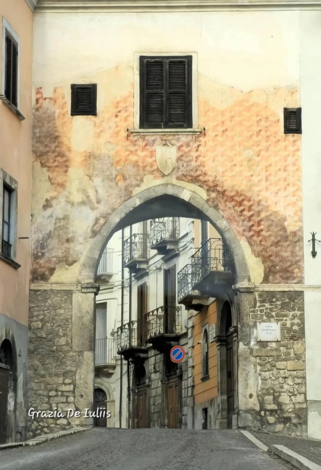 Dietro Piazza Maggiore