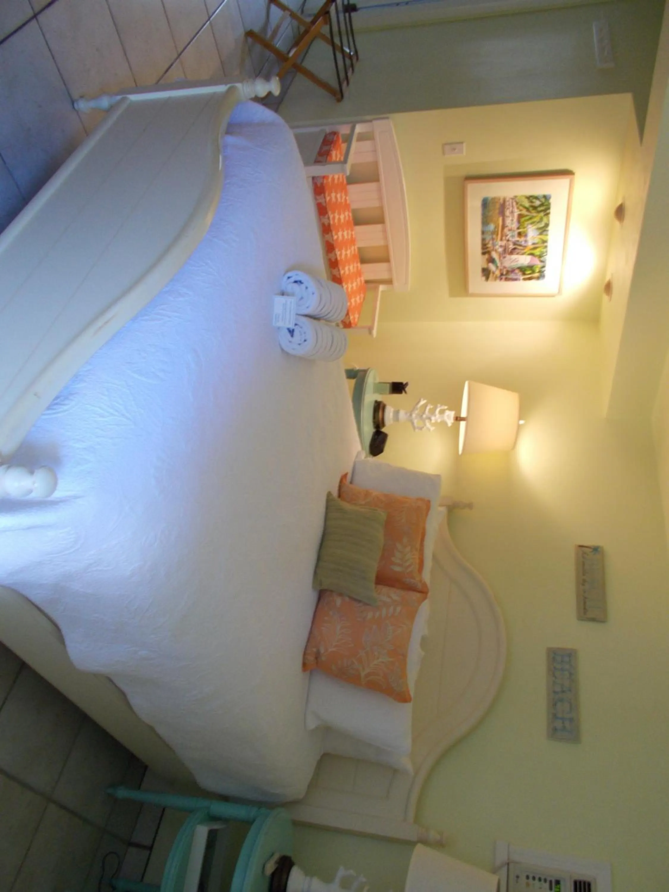 Bedroom, Bed in Kona Kai Resort and Gallery