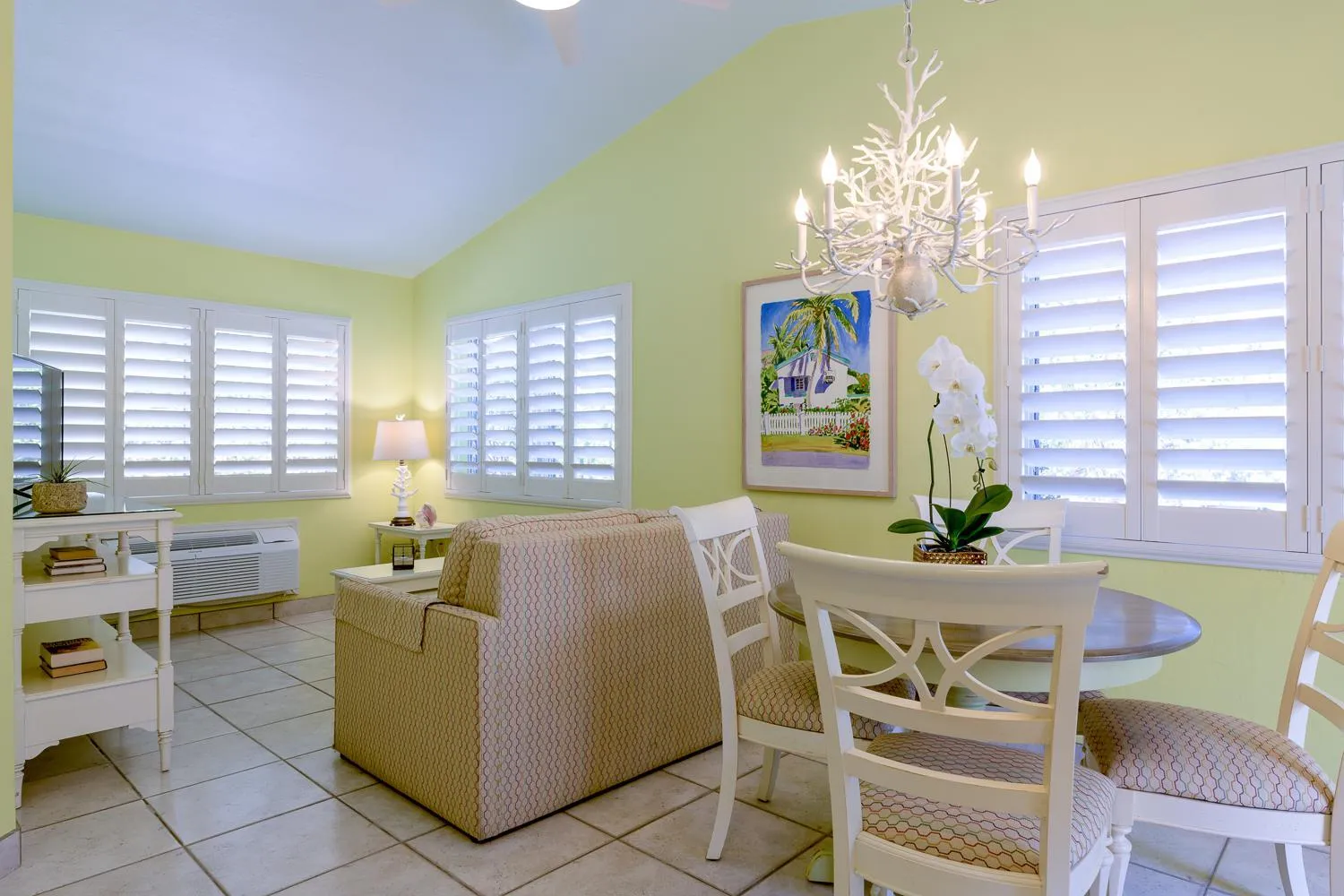 Kona Kai Resort and Gallery