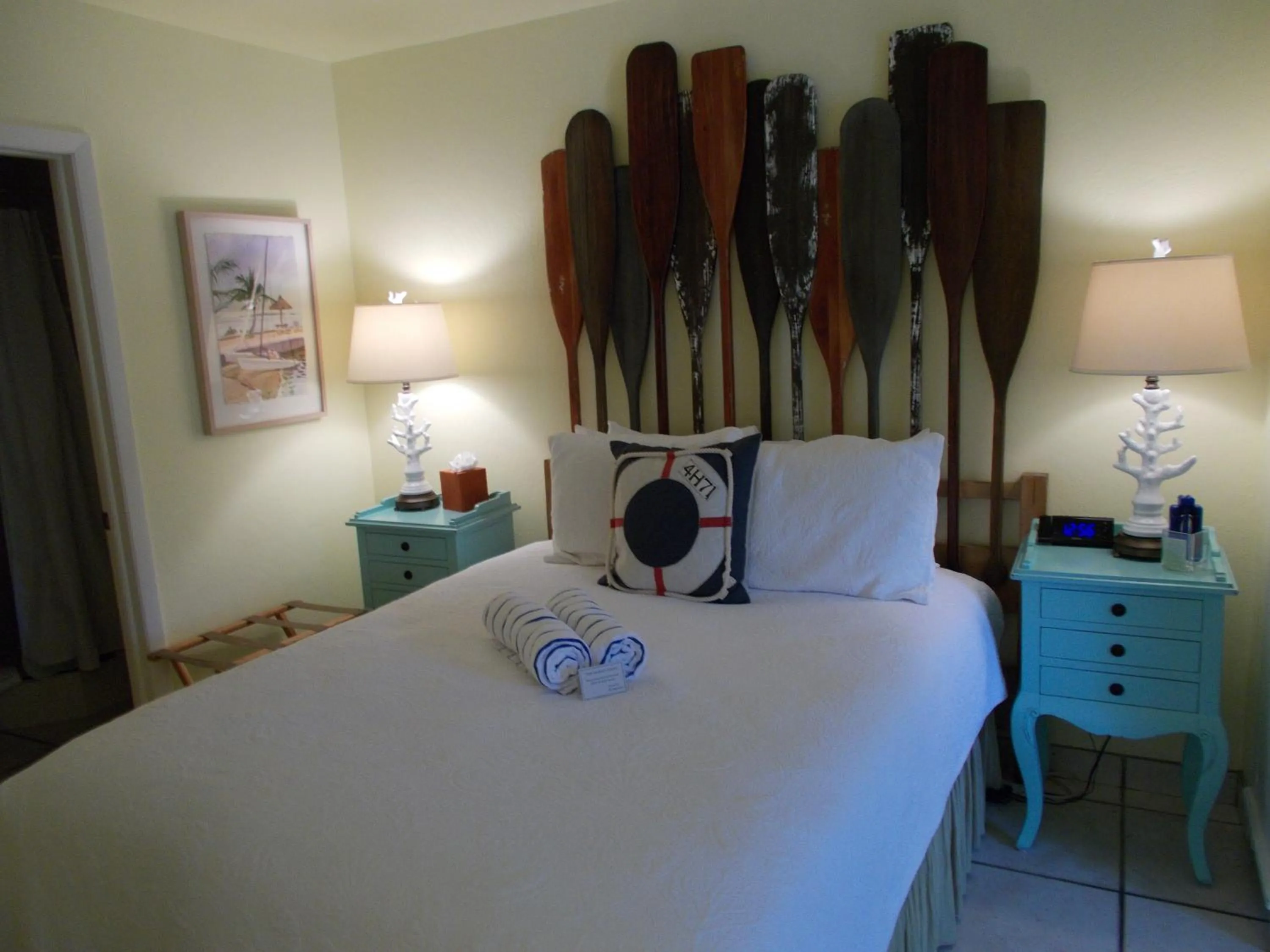 Bedroom, Bed in Kona Kai Resort and Gallery