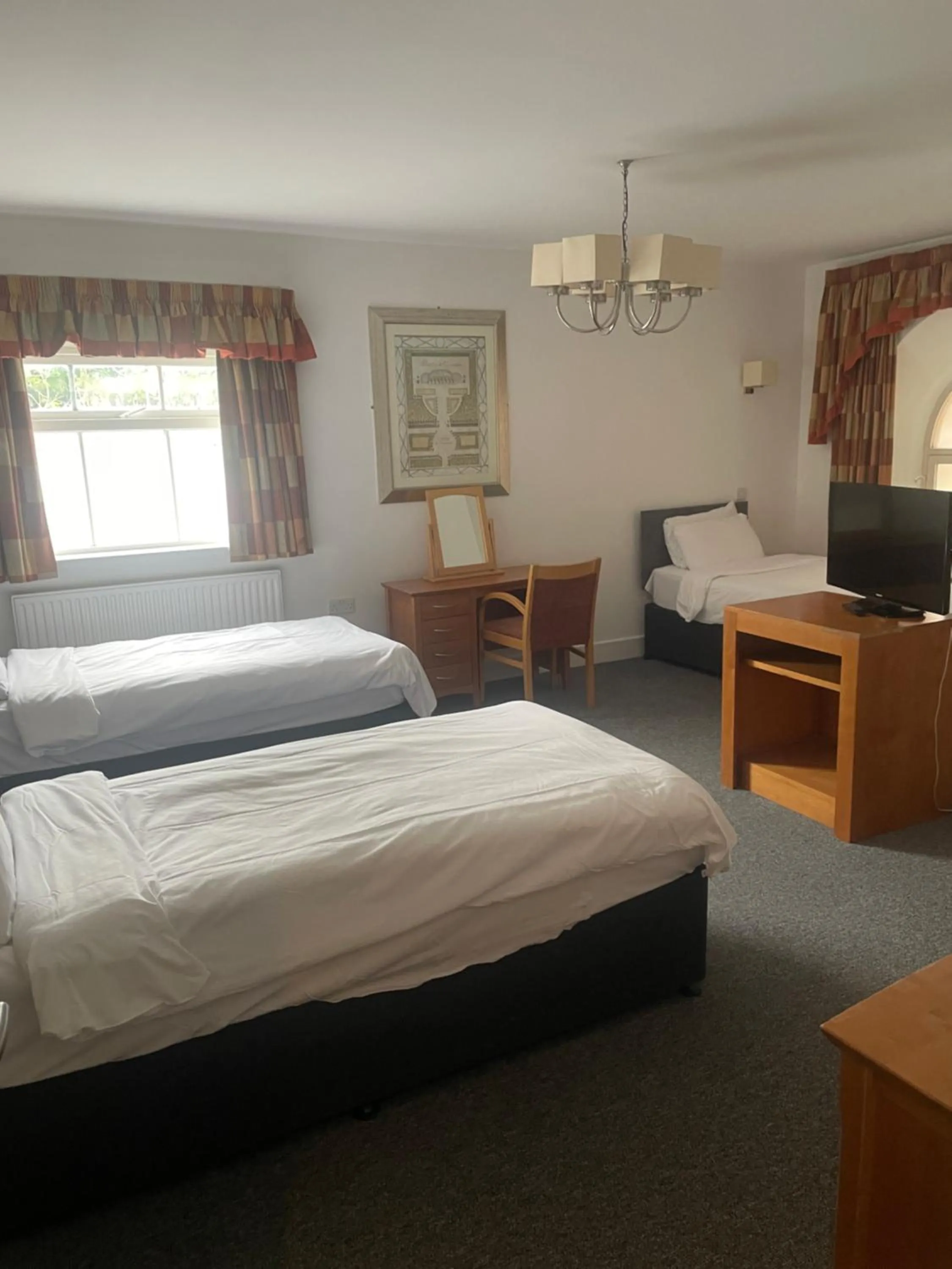 Bedroom, Bed in Hotel 1843 Reading