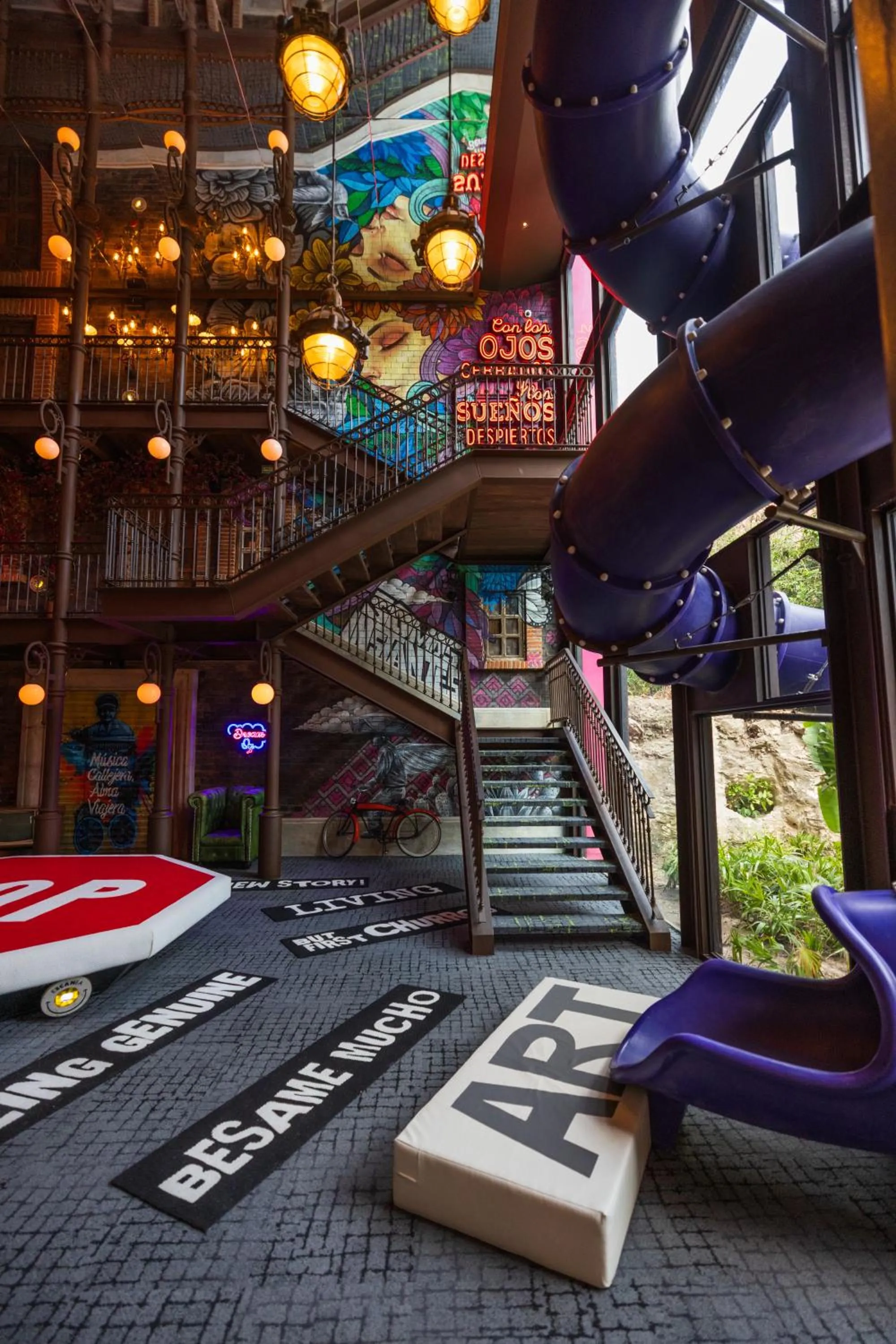 Entertainment in Hotel Xcaret Mexico All Parks All Fun Inclusive