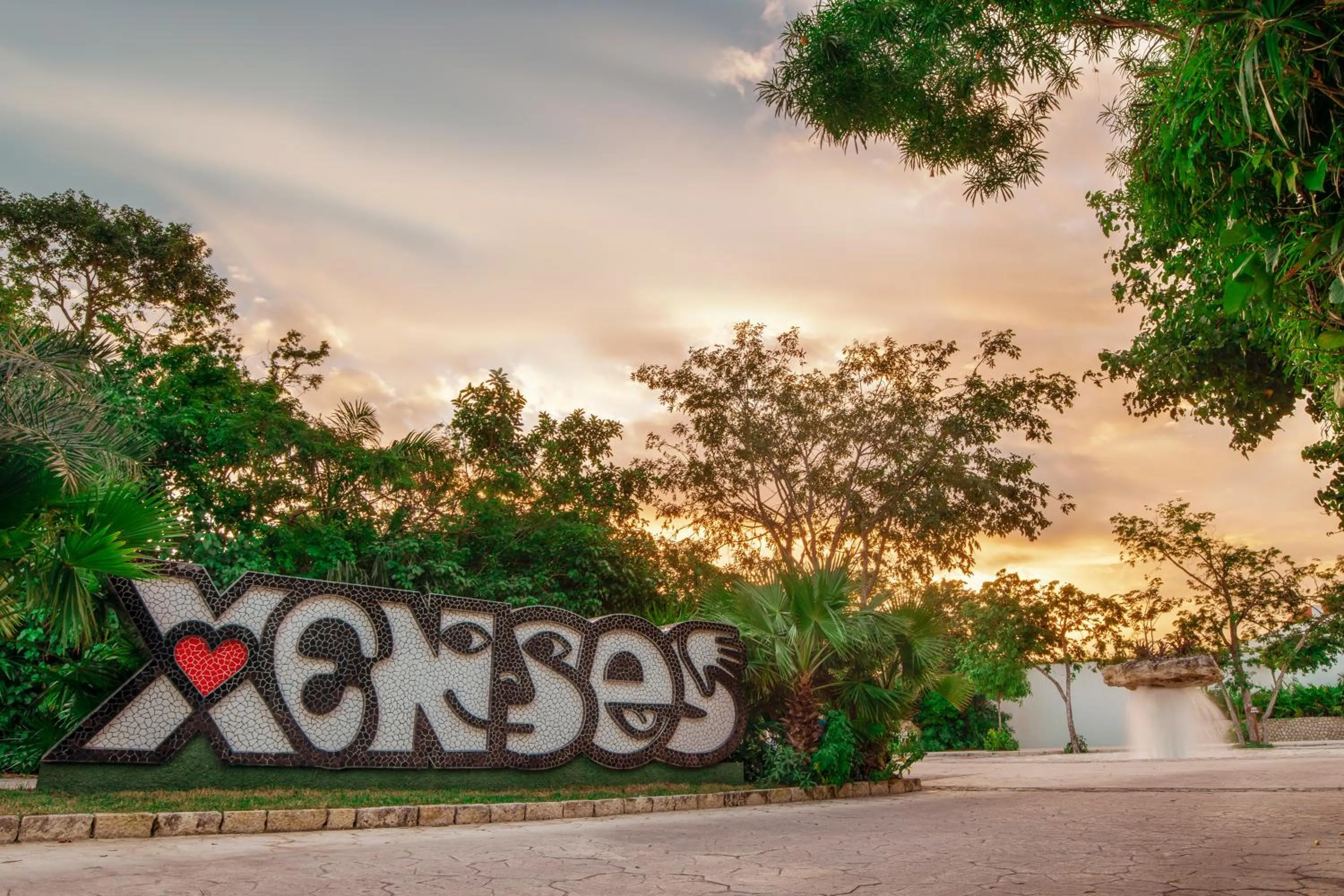 Activities in Hotel Xcaret Mexico All Parks All Fun Inclusive