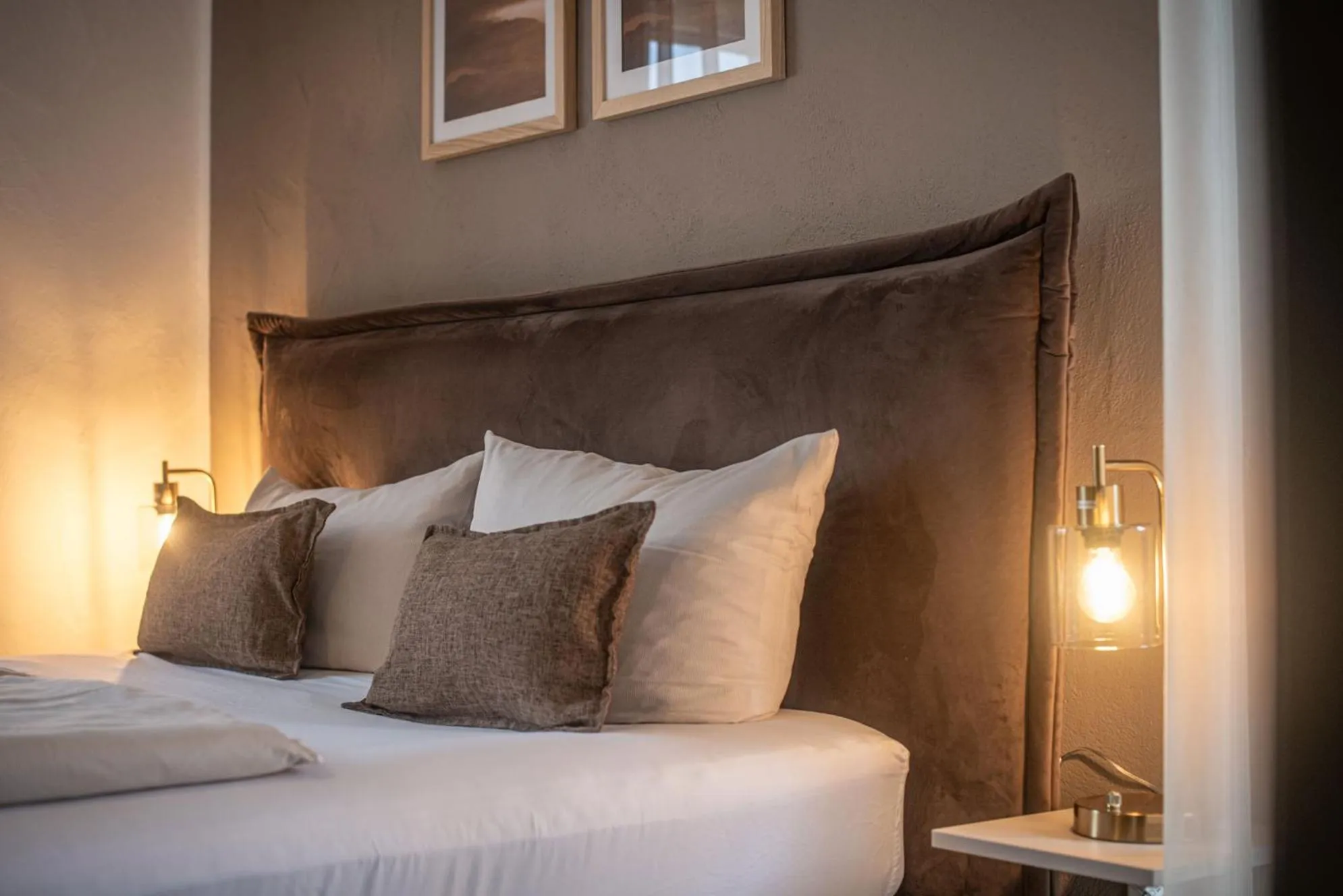 Bed in Landgasthaus & Hotel zur Krone