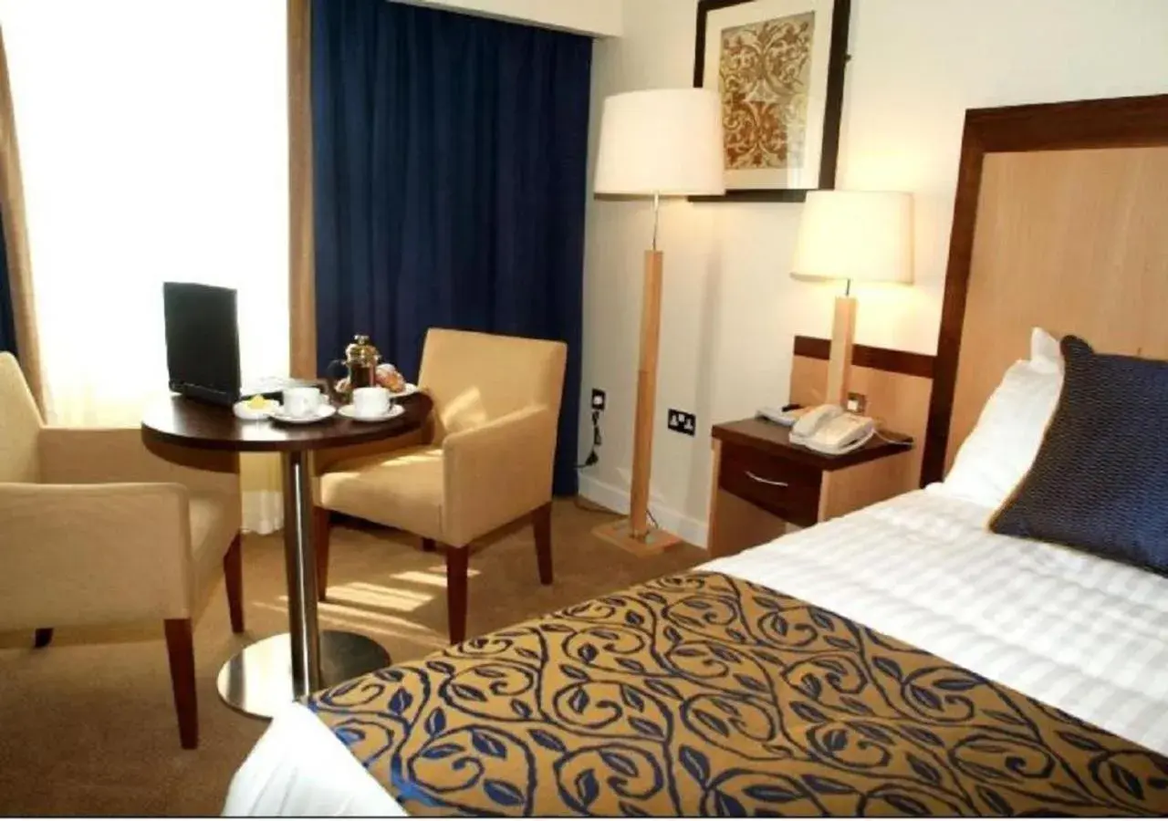 Single Room in Headfort Arms Hotel Single Room in Headfort Arms Hotel