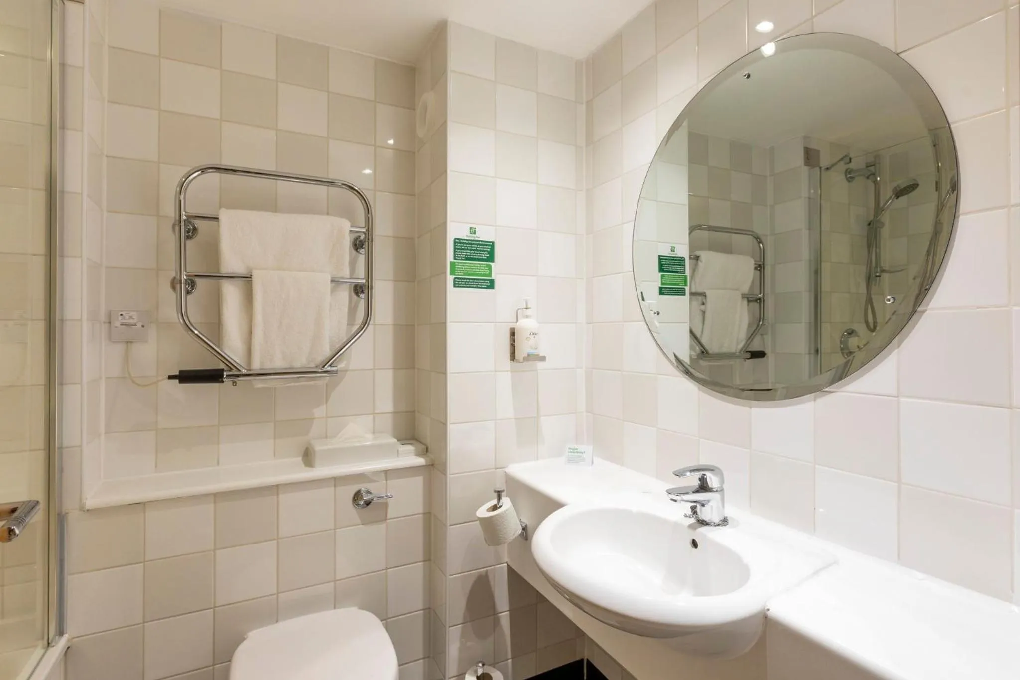 Bathroom in Holiday Inn Brentwood by IHG