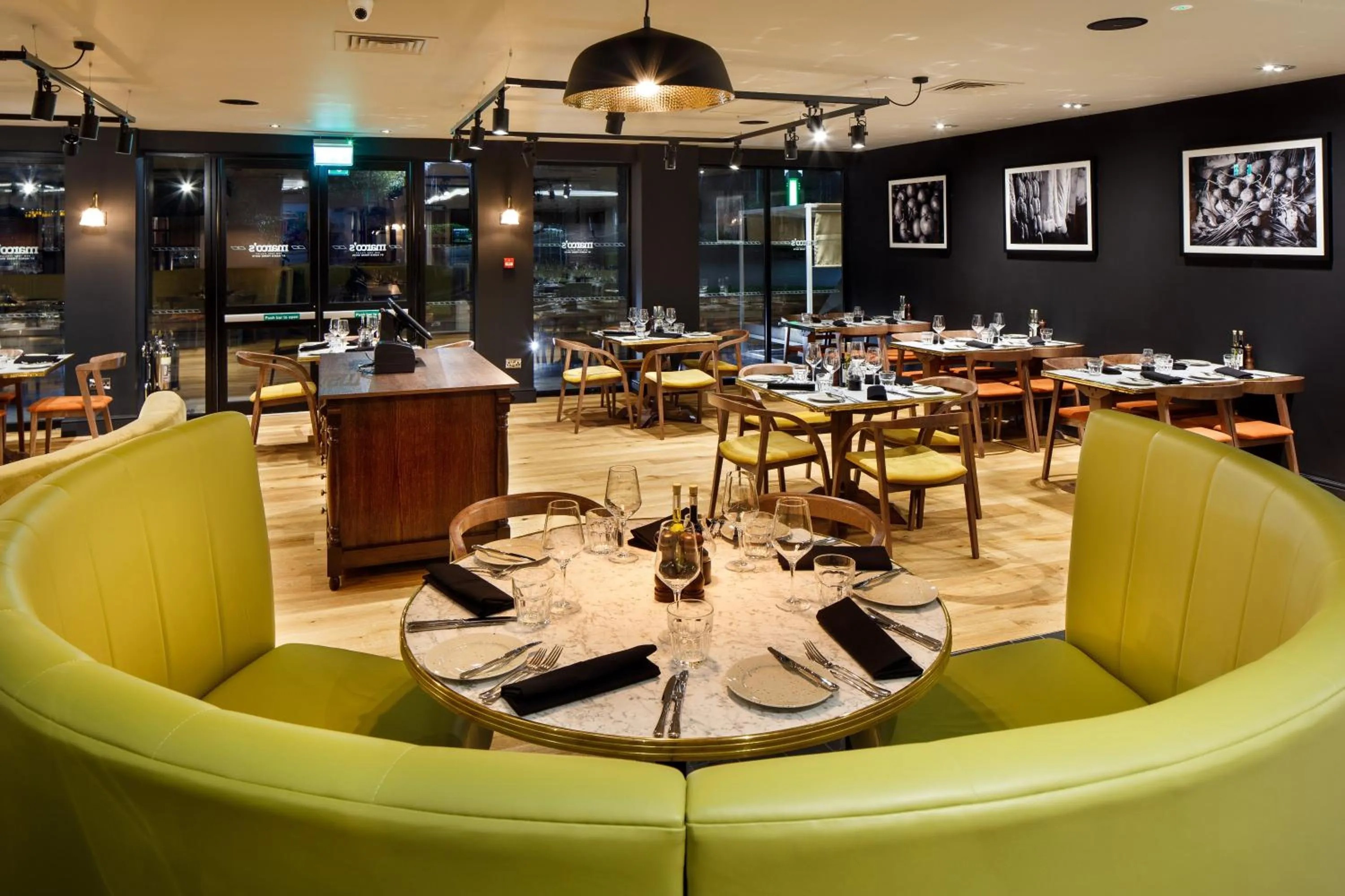 Breakfast in Holiday Inn Brentwood by IHG